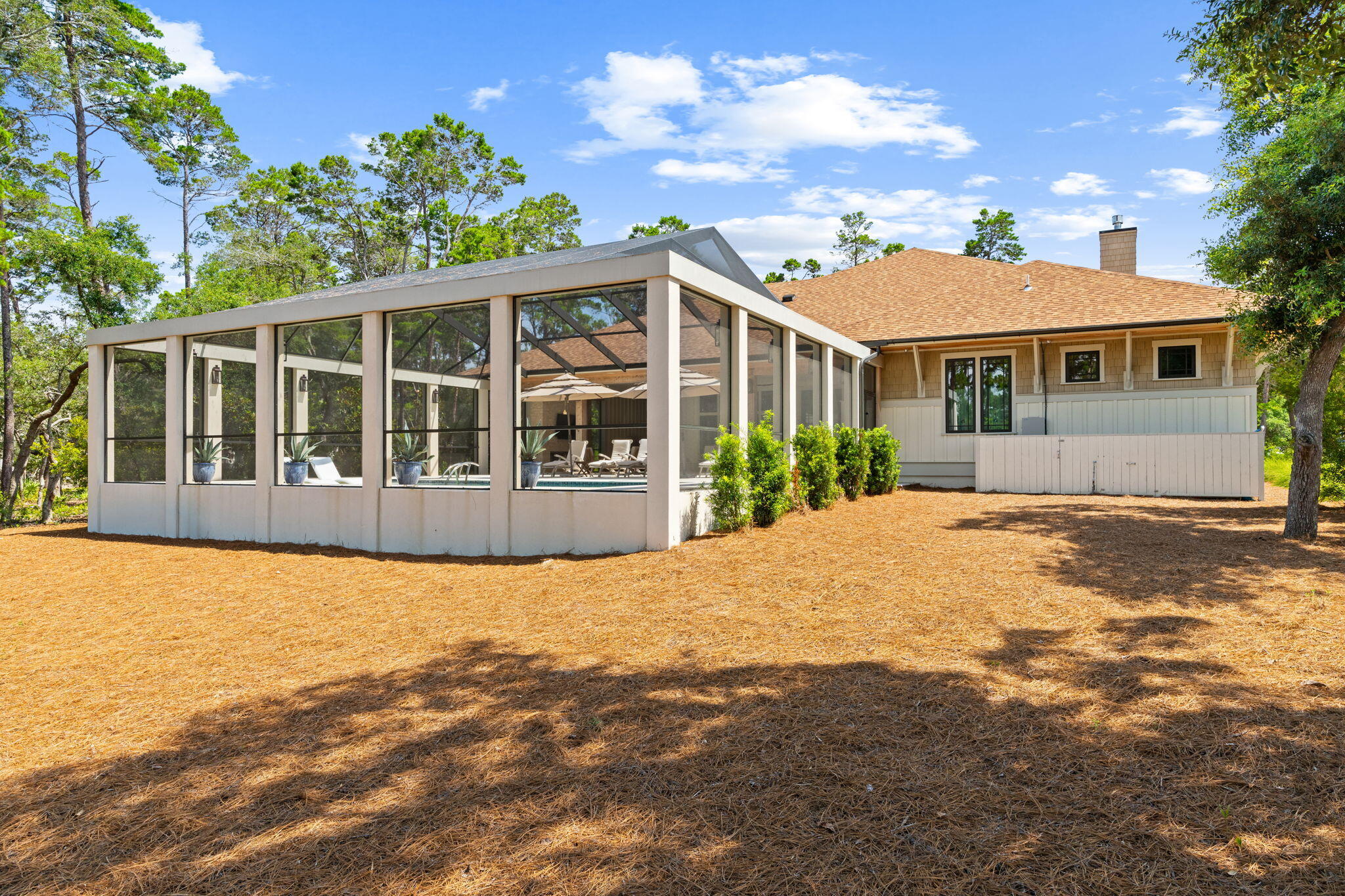 WILD HERON - Residential