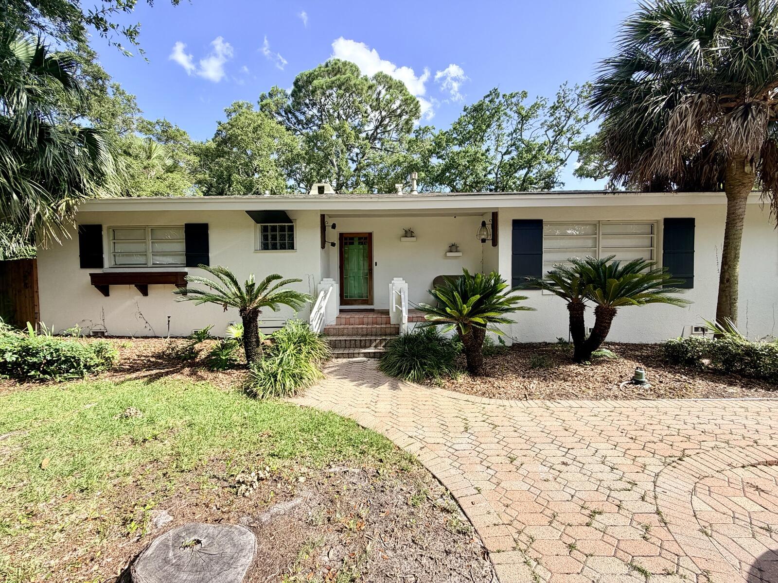 Hood Avenue (Elliott Point) - Residential