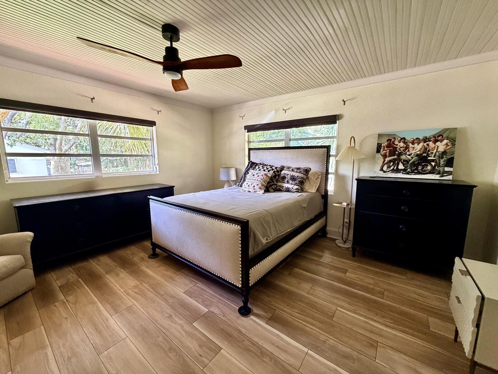 Hood Avenue (Elliott Point) - Residential