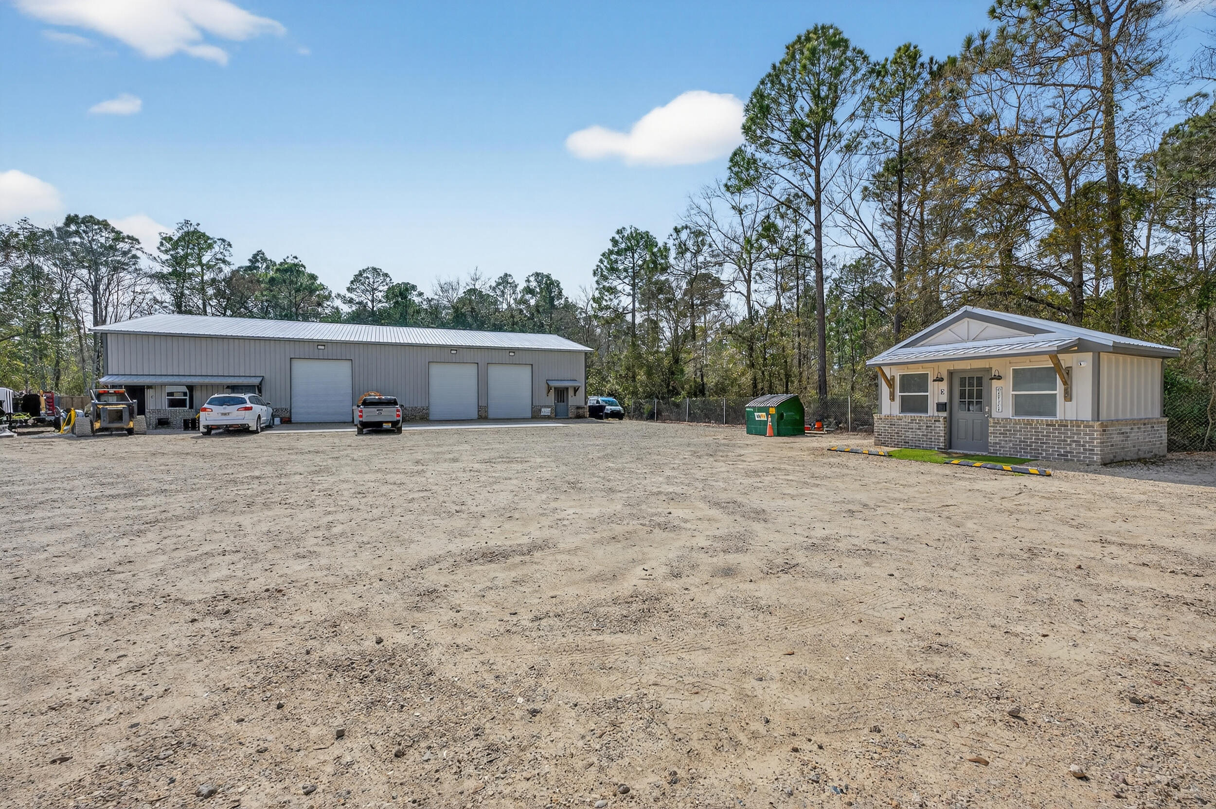 JOLLY BAY ACRES - Residential