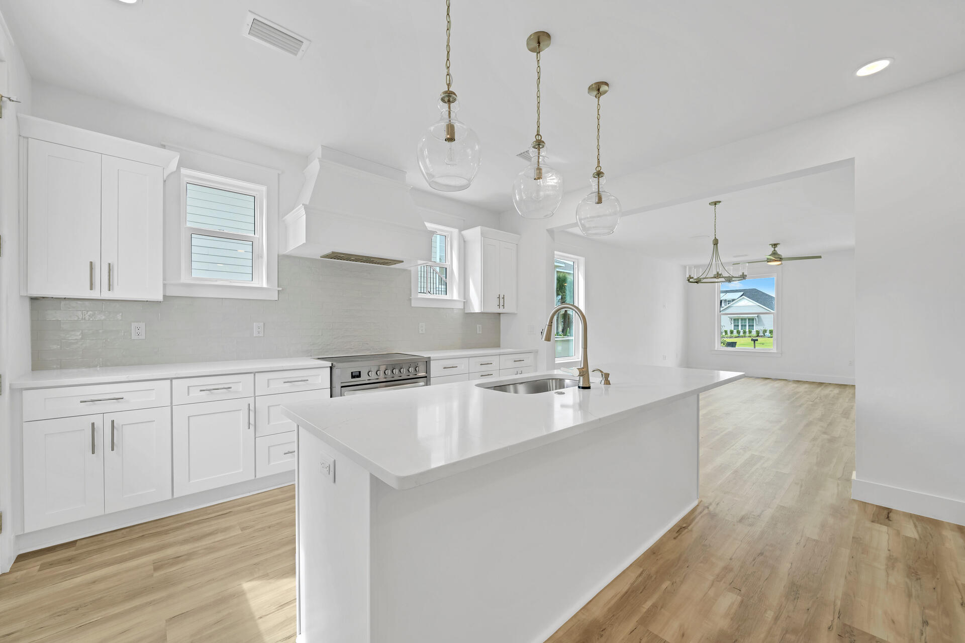 SHELTER COVE ESTATES 2ND ADDN - Residential