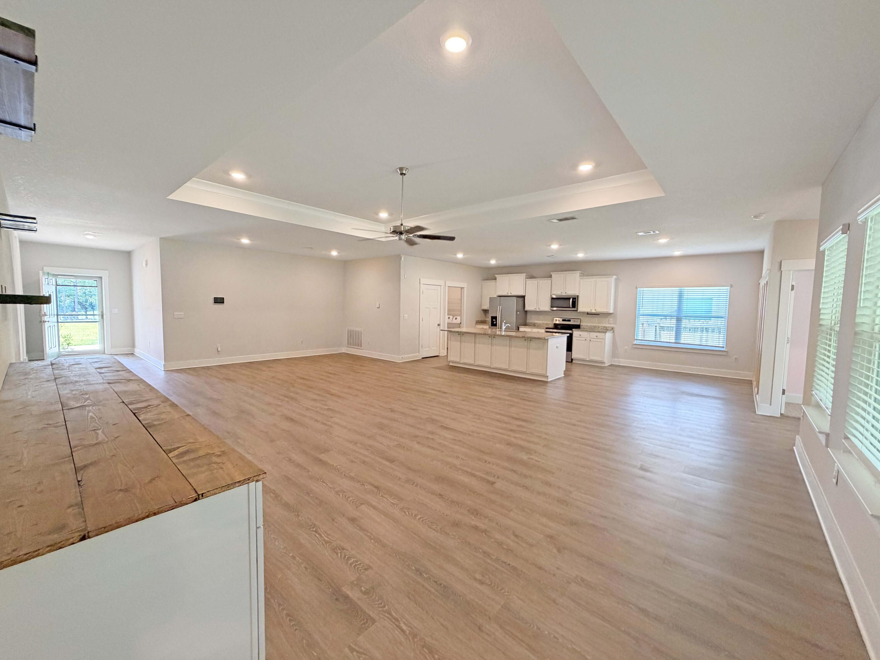 HILLWOOD ESTATES - Residential
