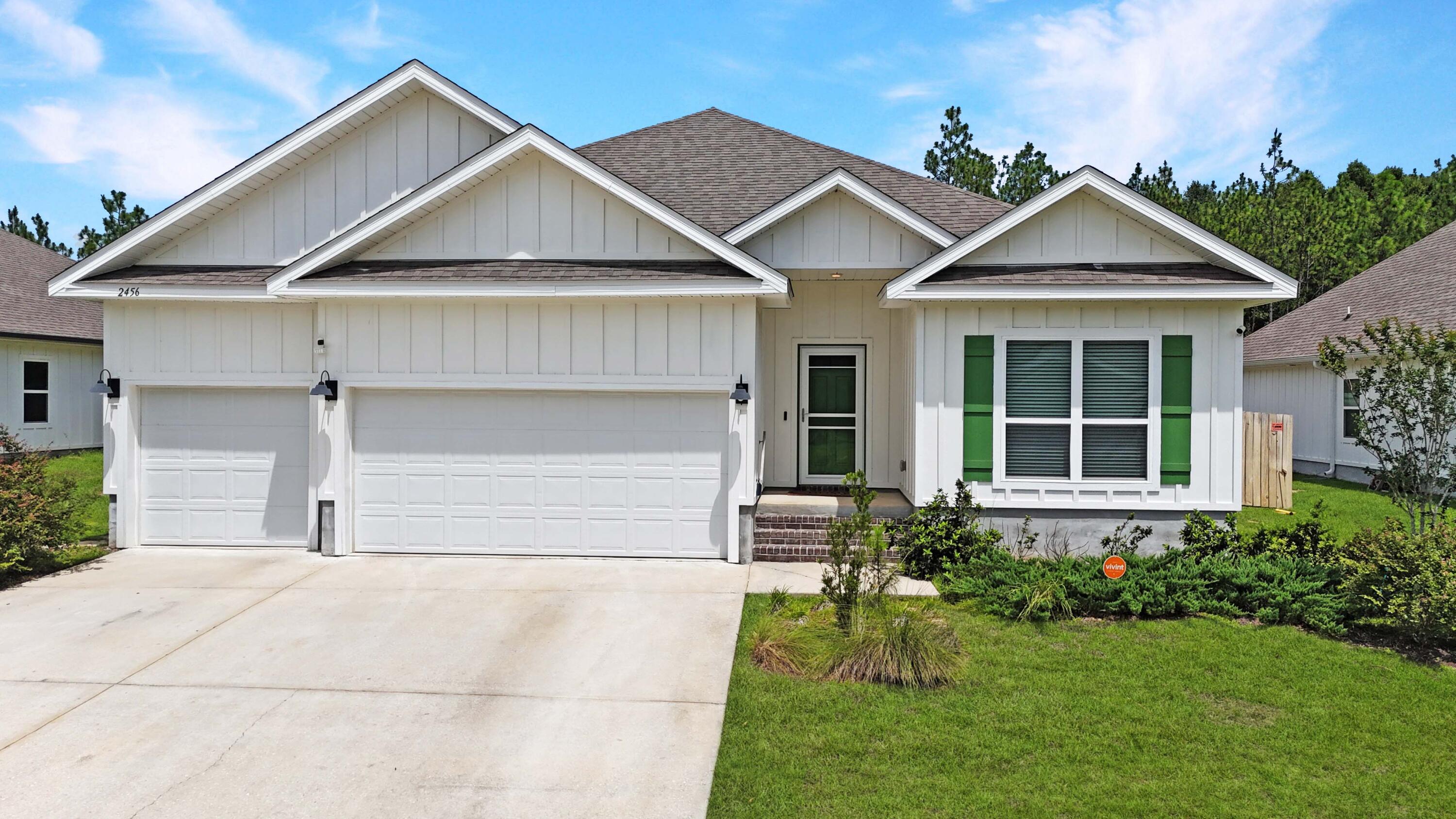 HILLWOOD ESTATES - Residential