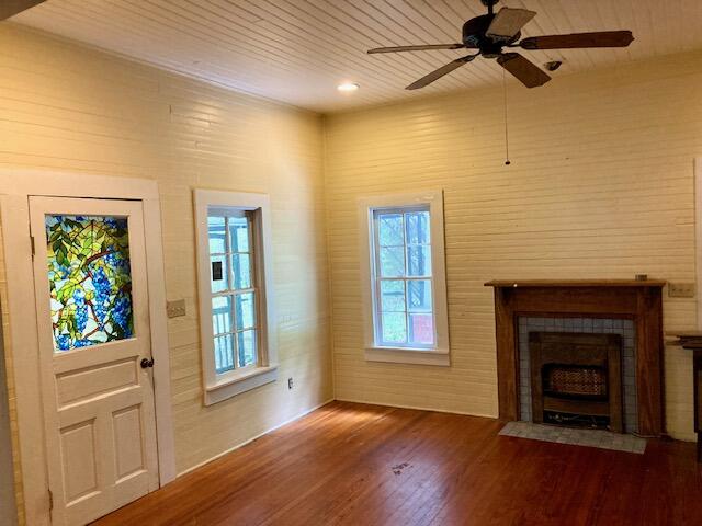 TOWN OF DEFUNIAK SPRINGS - Residential