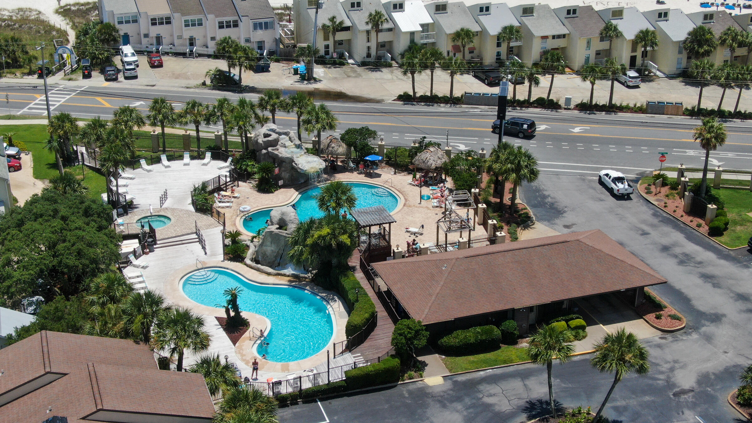 PORTSIDE CONDO - Residential