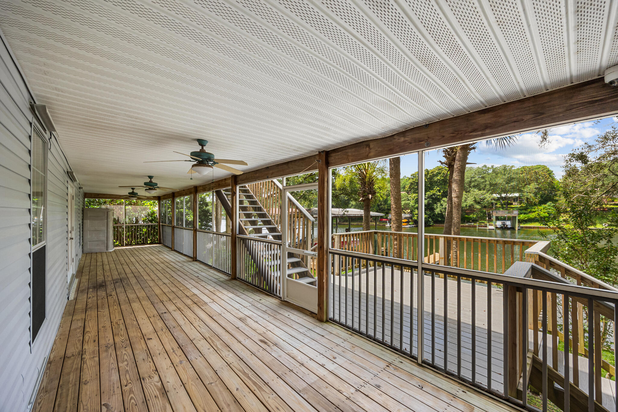 MOONEYS NORTH S/D - Residential