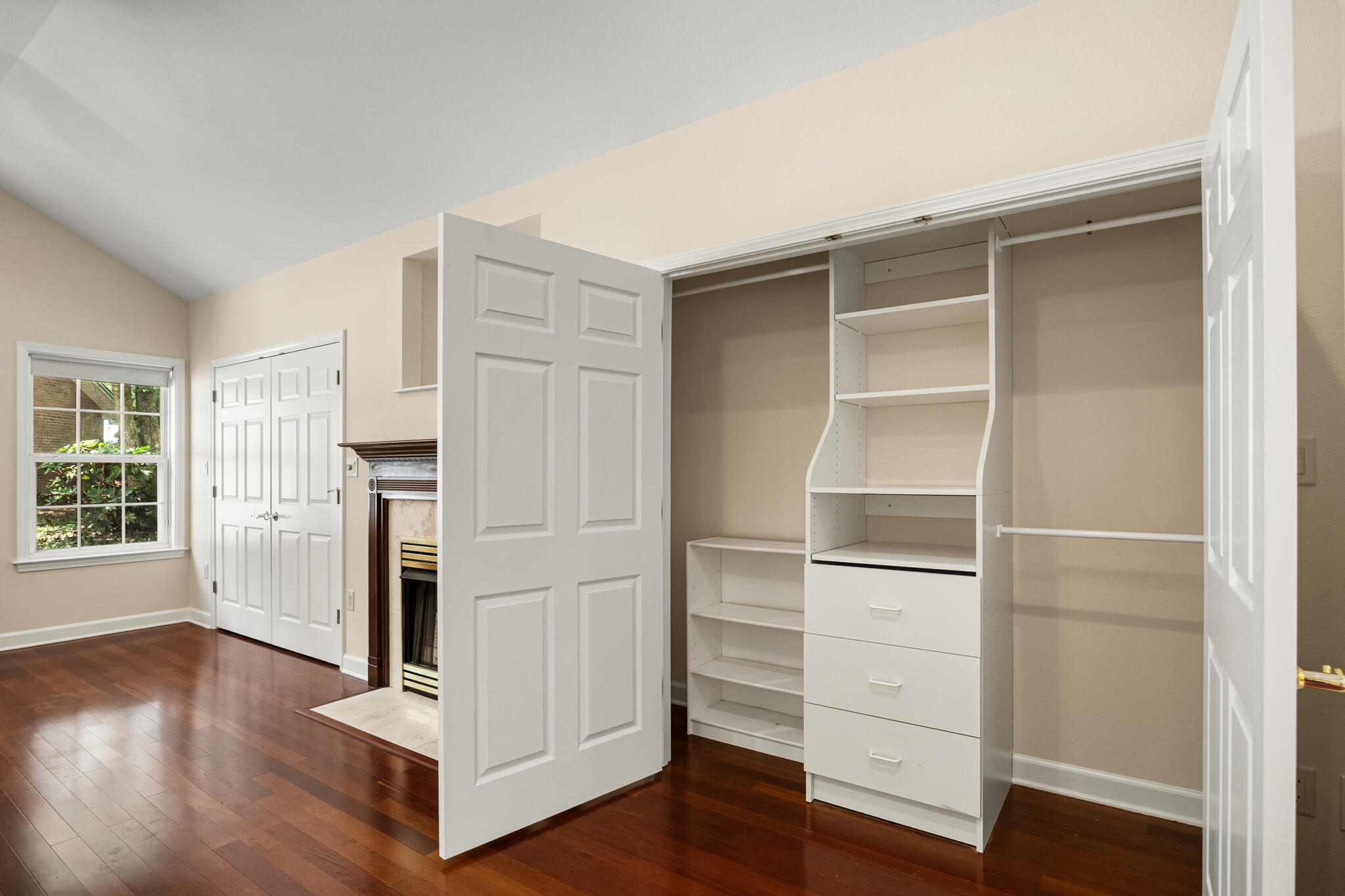 MOONEYS NORTH S/D - Residential