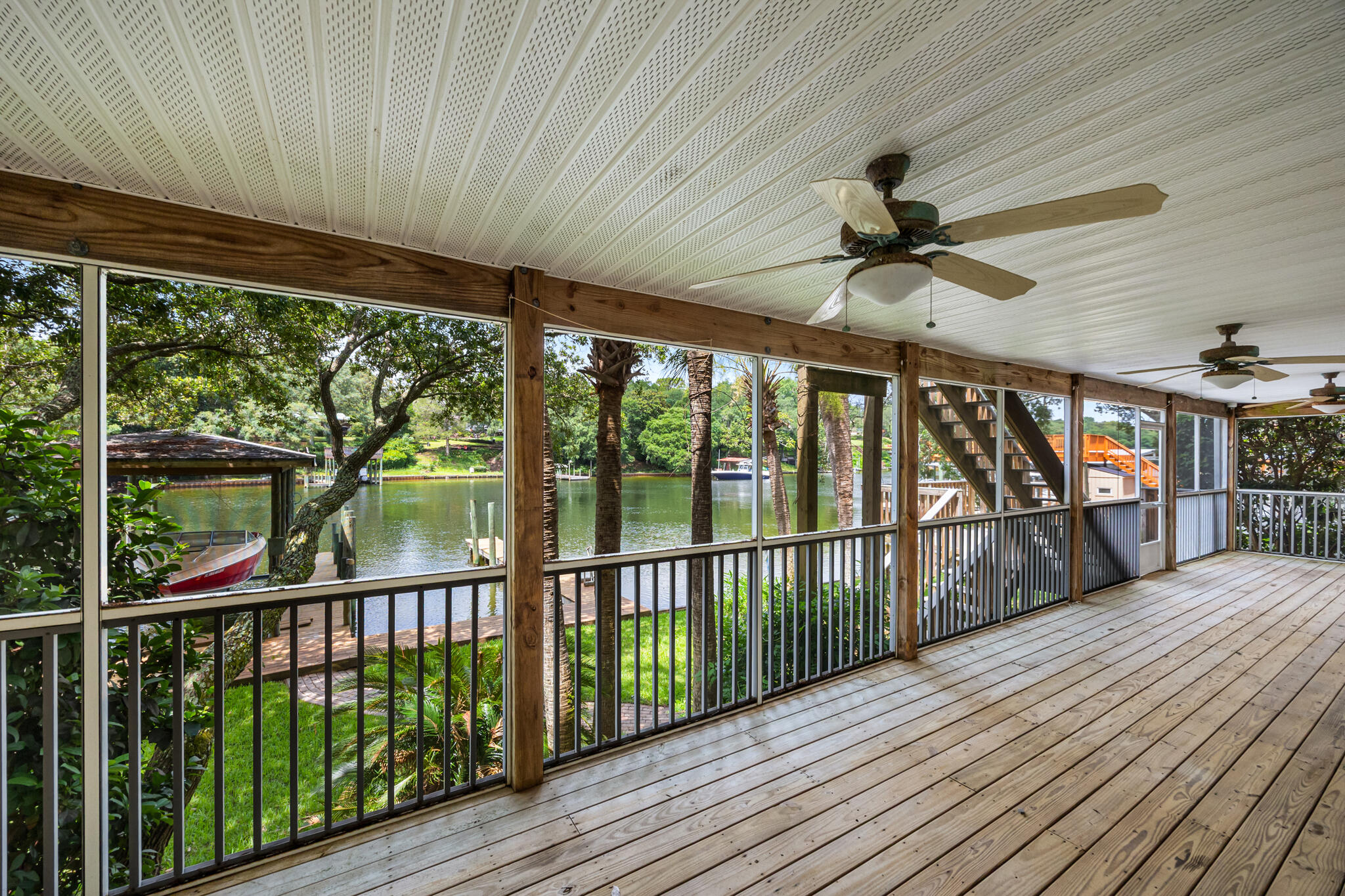 MOONEYS NORTH S/D - Residential