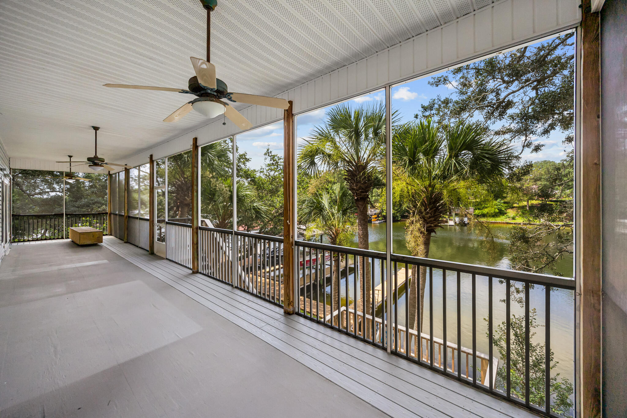 MOONEYS NORTH S/D - Residential