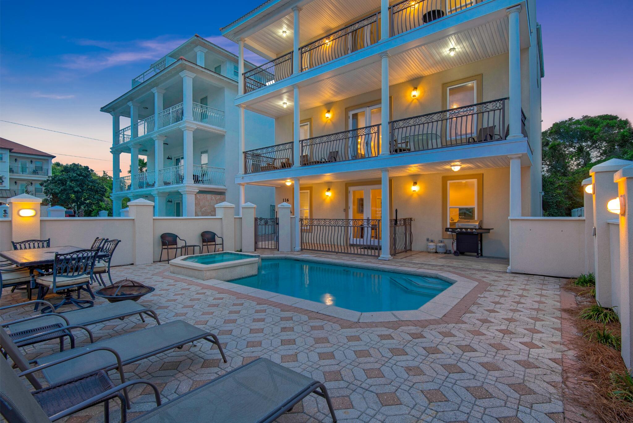 FRANGISTA BEACH - Residential