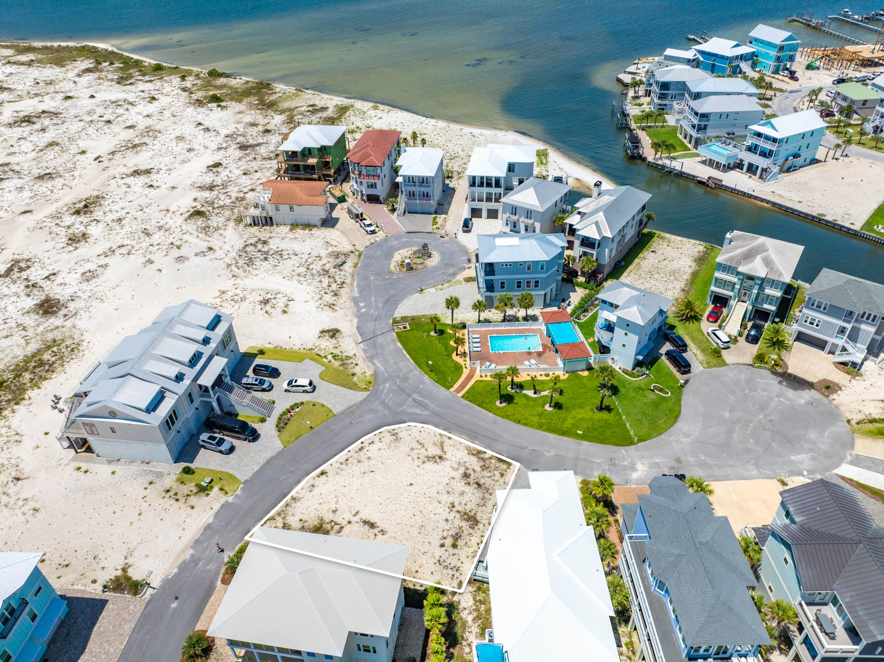 SAILMAKER COVE - Land