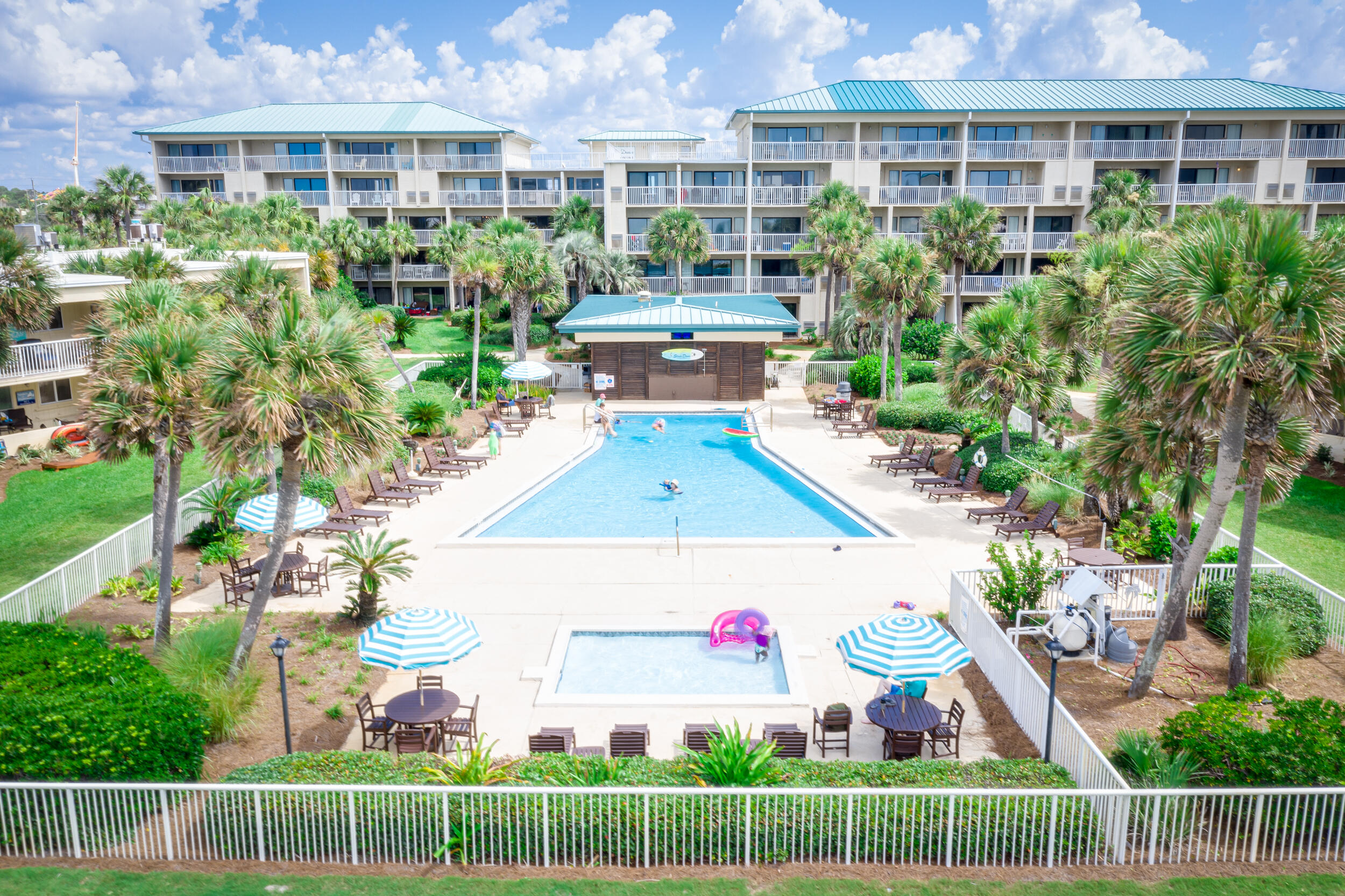 SILVER DUNES CONDO - Residential
