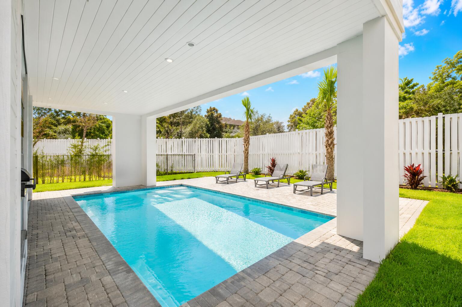BLUE MOUNTAIN ESTATES - Residential