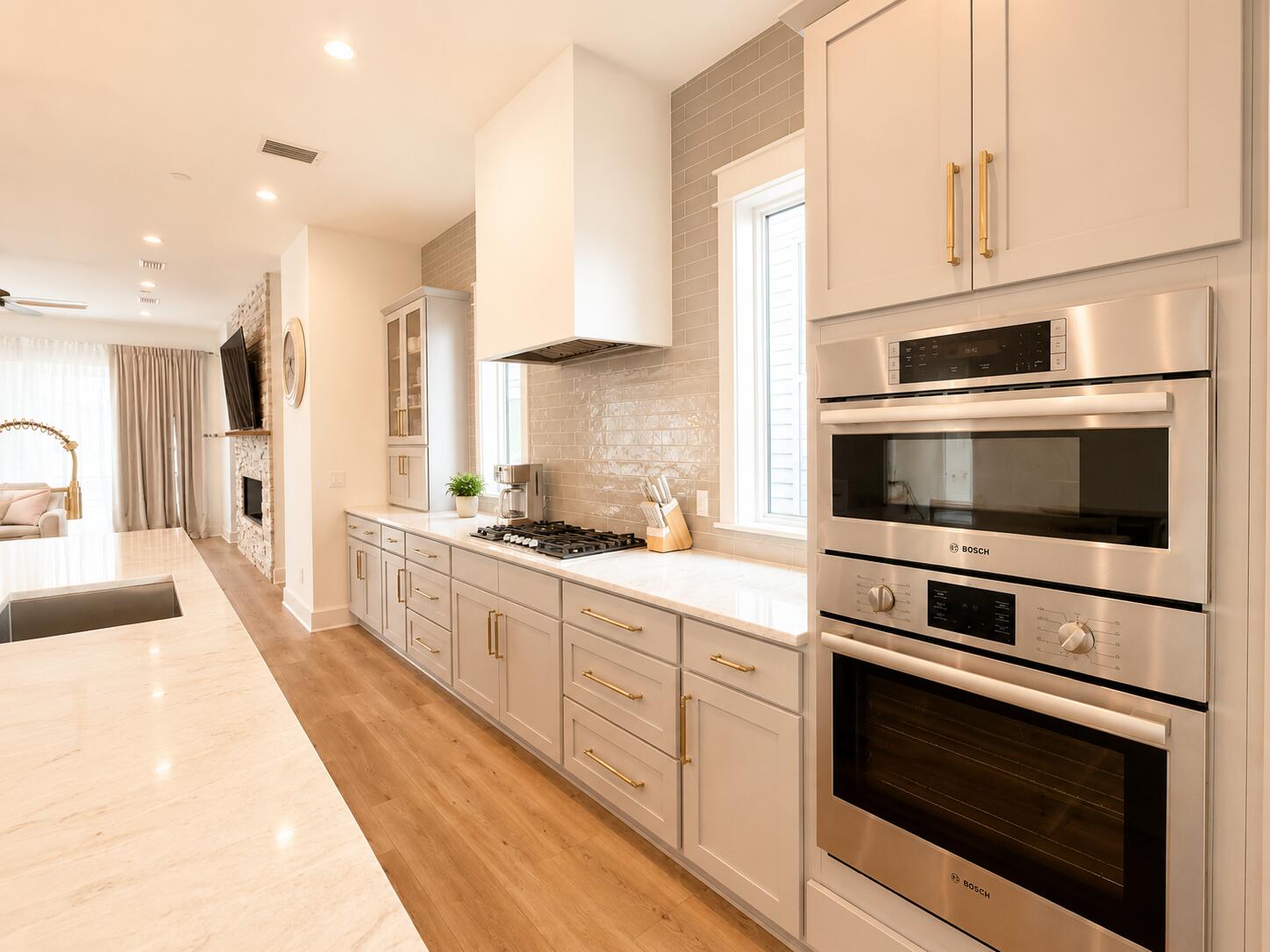 BLUE MOUNTAIN ESTATES - Residential