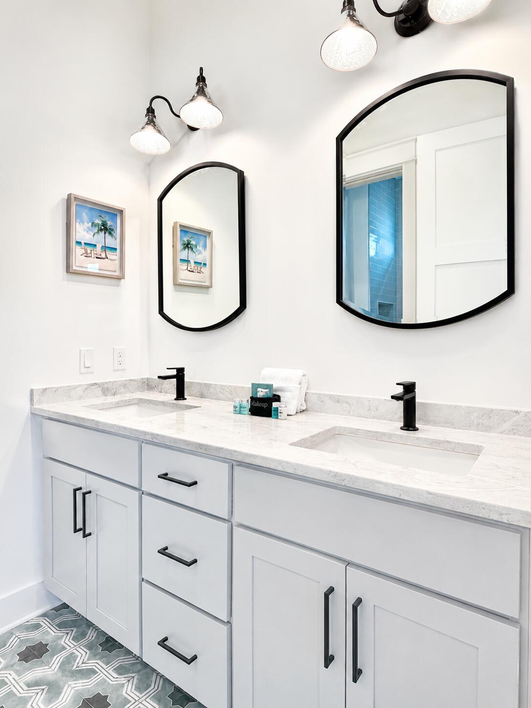 BLUE MOUNTAIN ESTATES - Residential