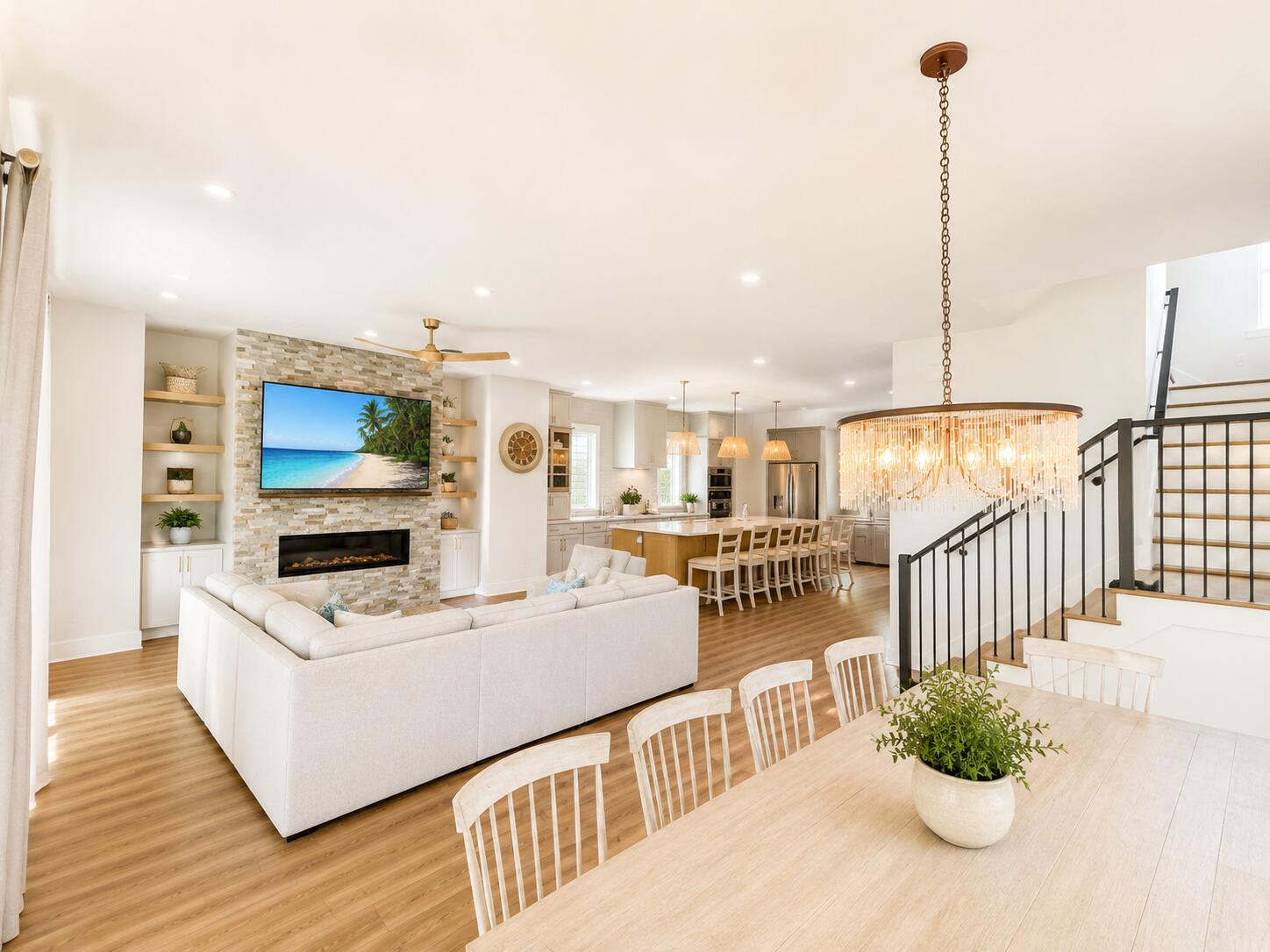 BLUE MOUNTAIN ESTATES - Residential