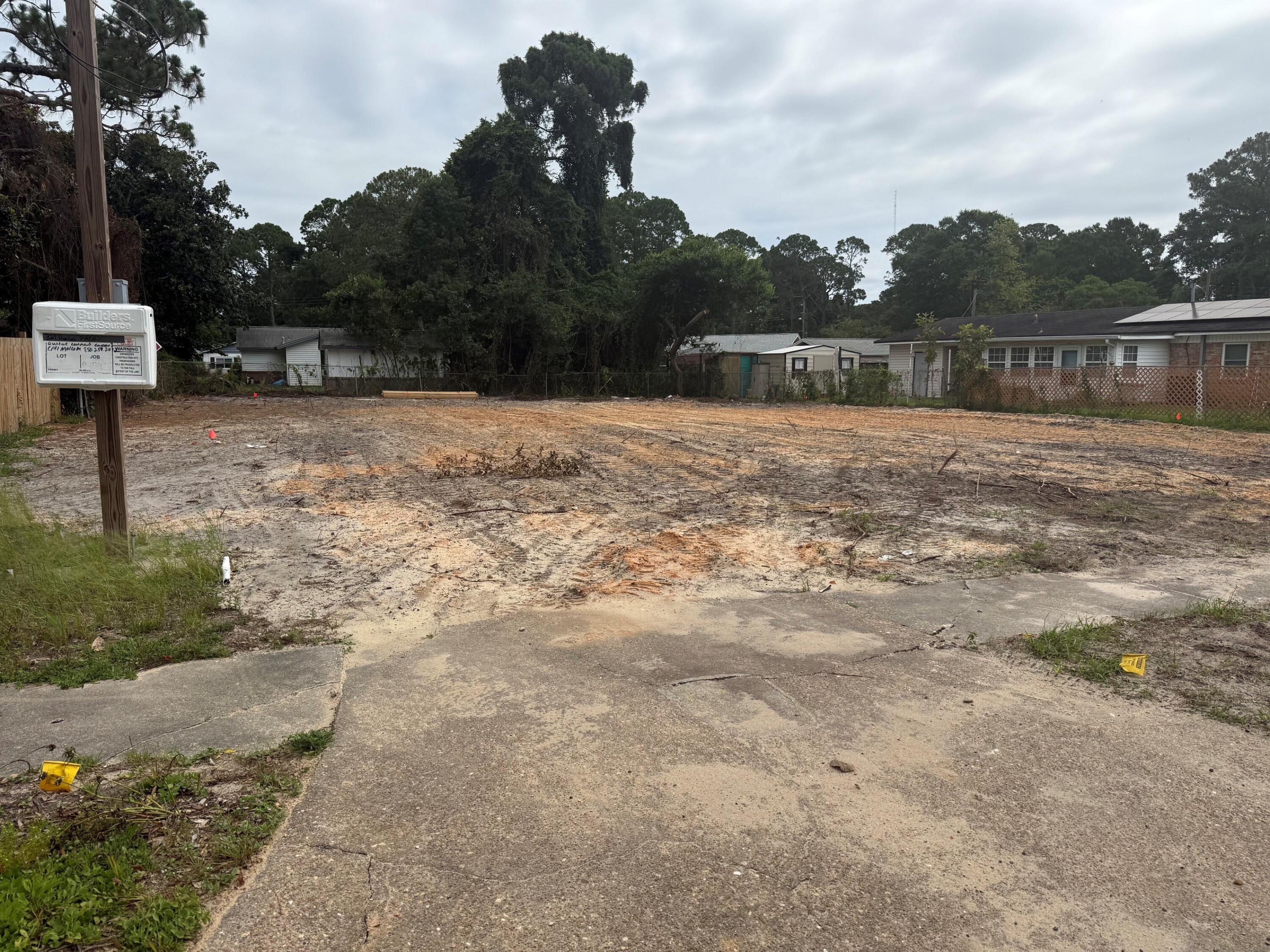 SANTASIA PARK LOT 5 BLK A - Residential