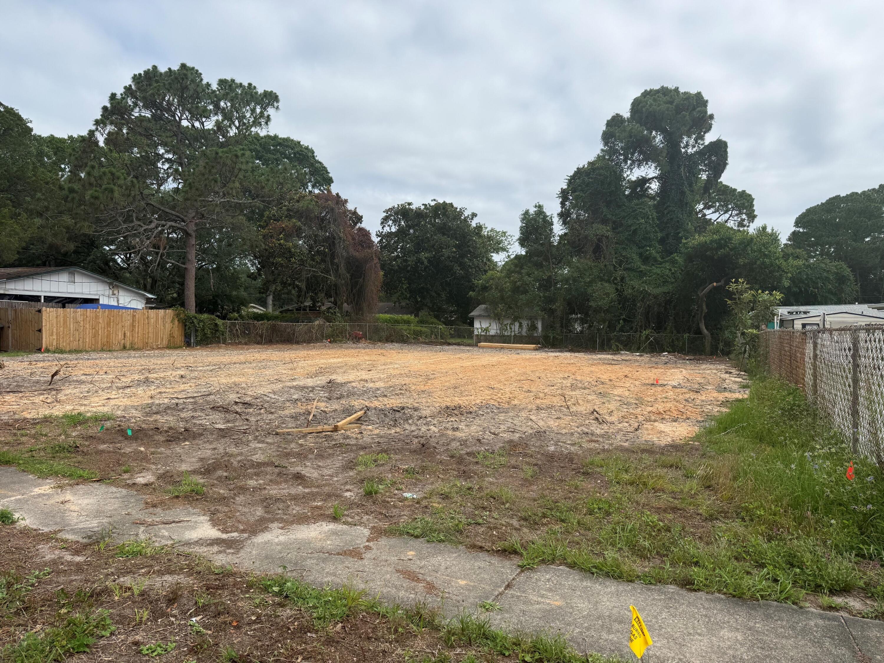 SANTASIA PARK LOT 5 BLK A - Residential