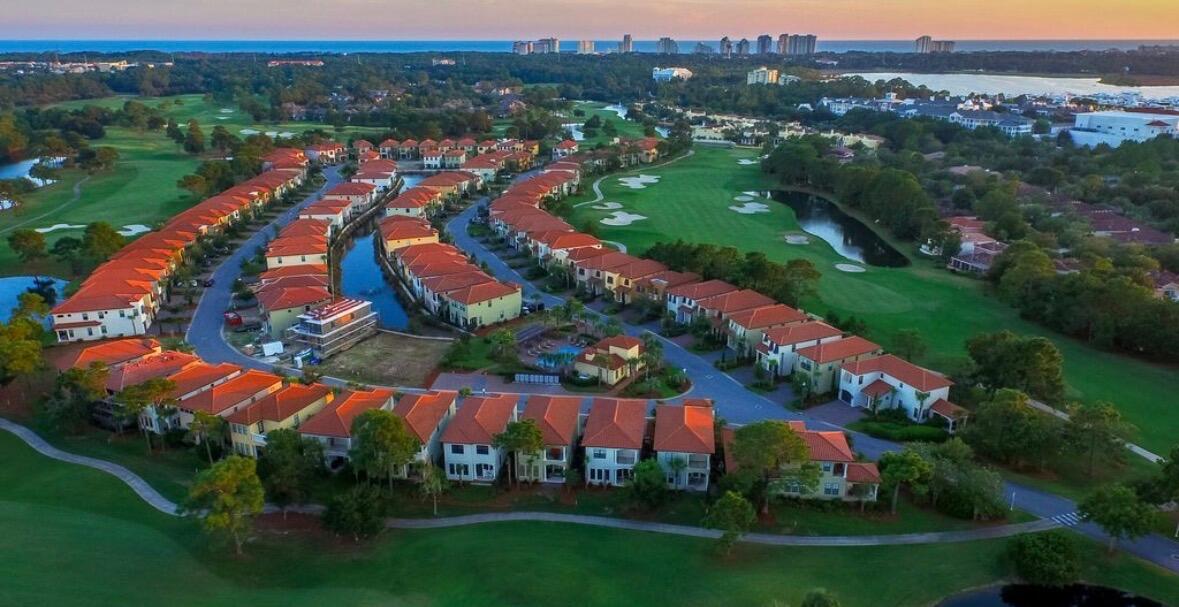 LOT 53 VILLA LAGO S/D PB 17-15
OR 2761-3137 OR 2813-3968
OR 3186-4376 - Land