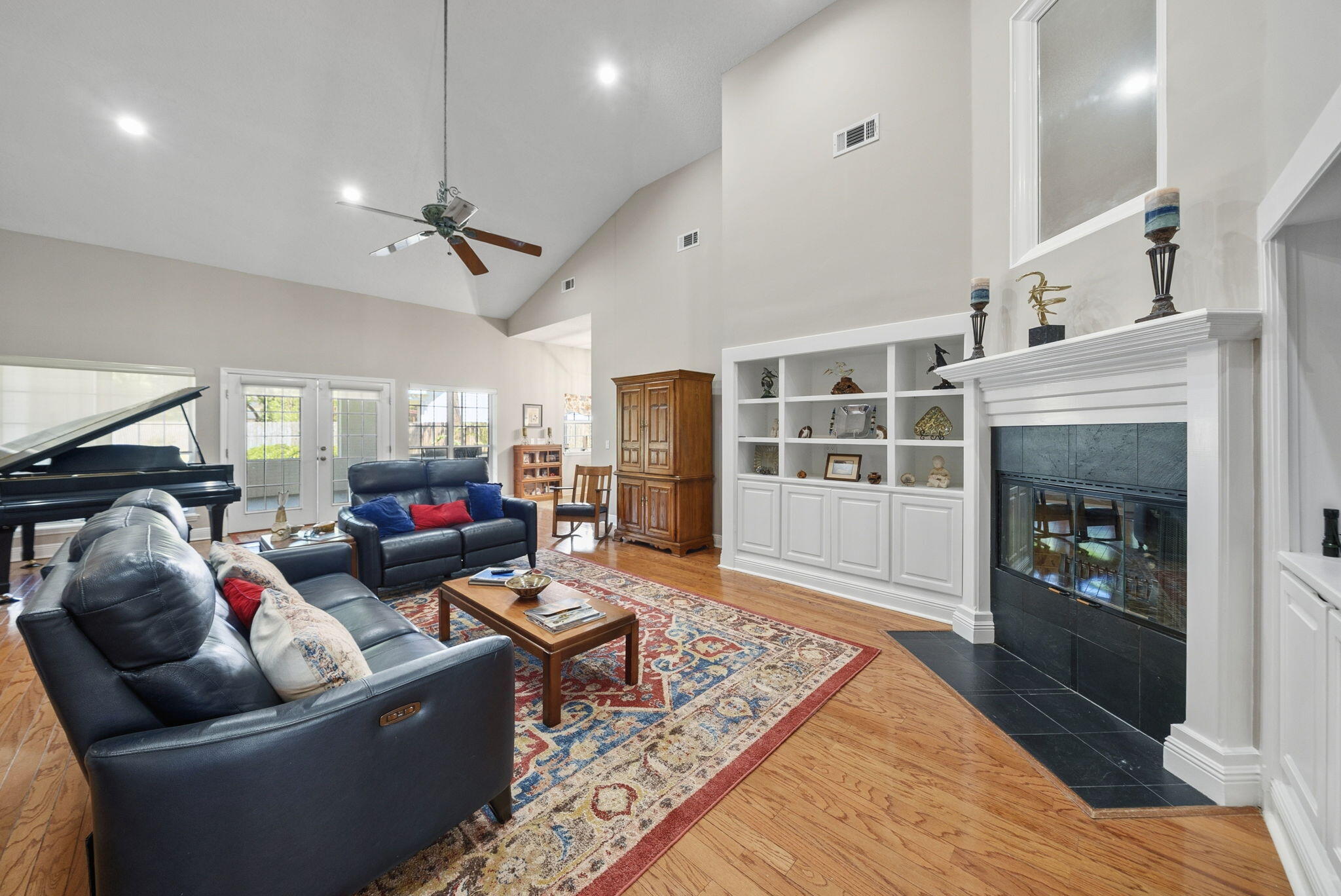 GRAND HARBOR - Residential