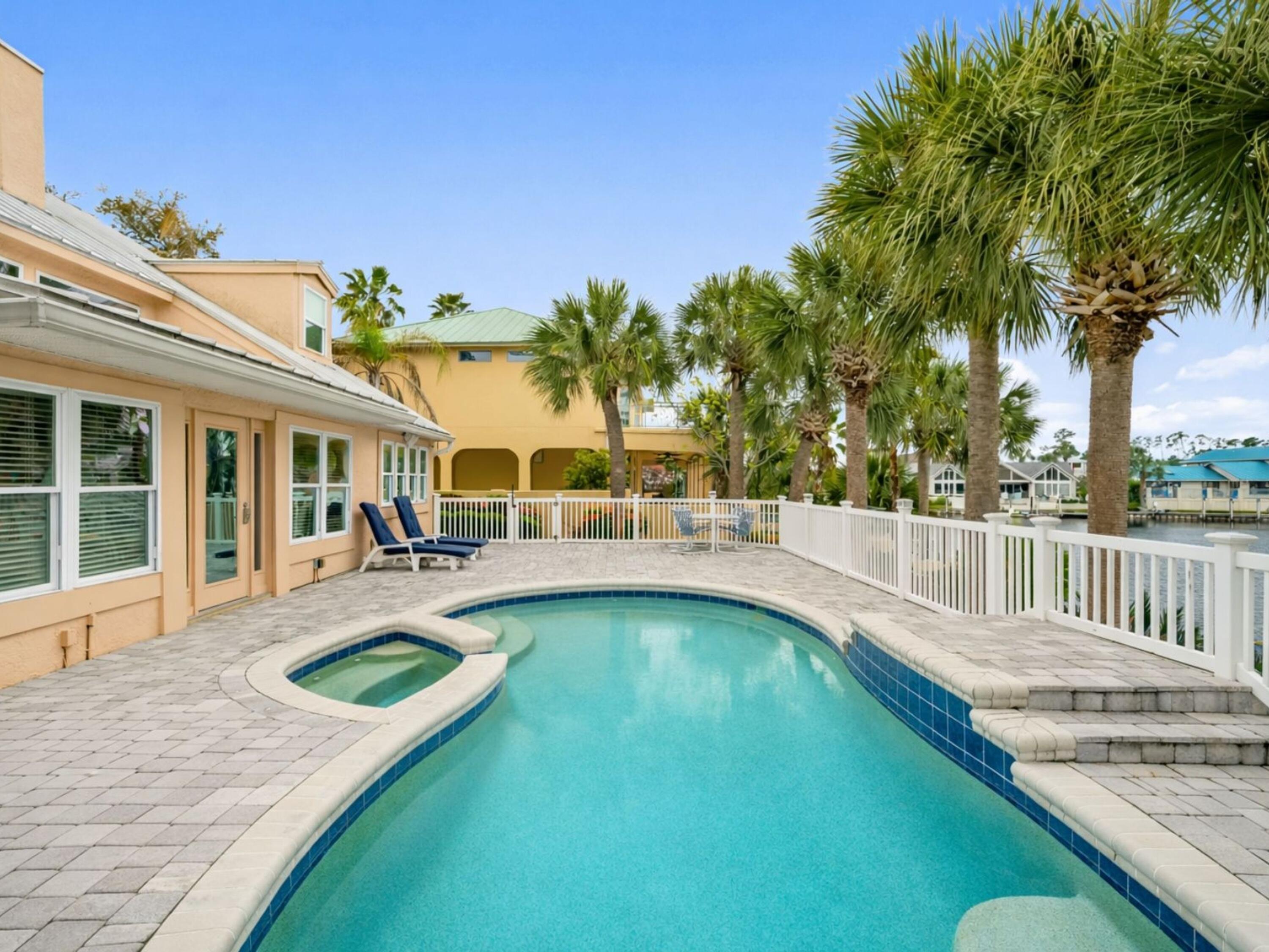 BAY POINT UNIT 1 - Residential
