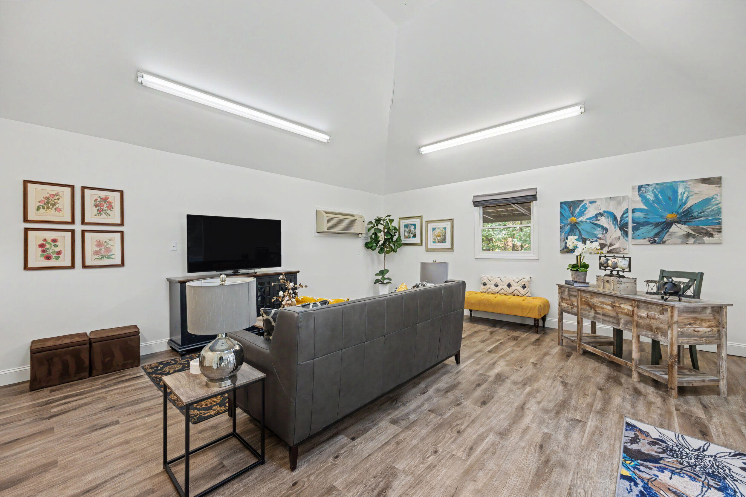 KENNEDY LAKES NORTH - Residential