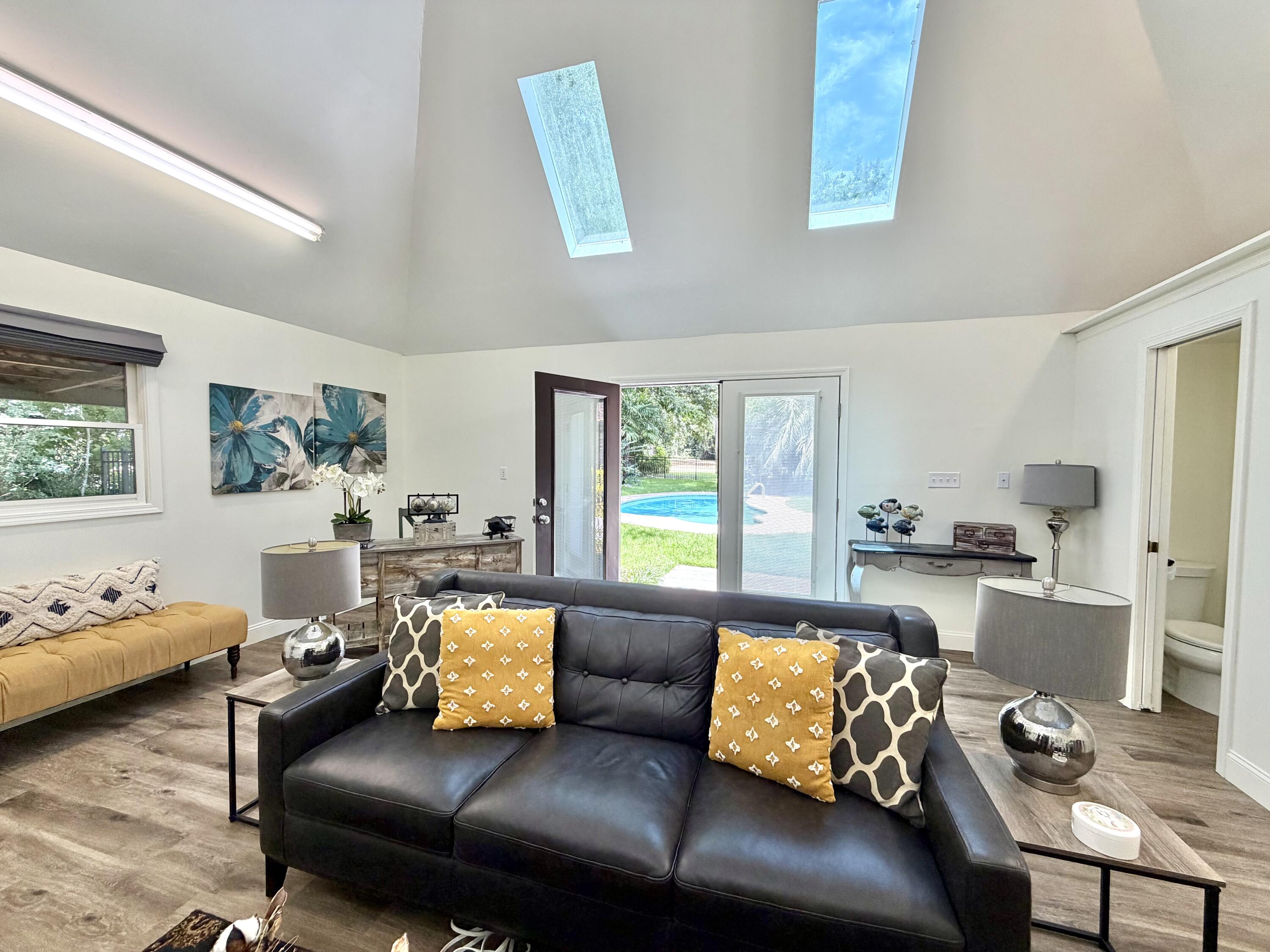 KENNEDY LAKES NORTH - Residential