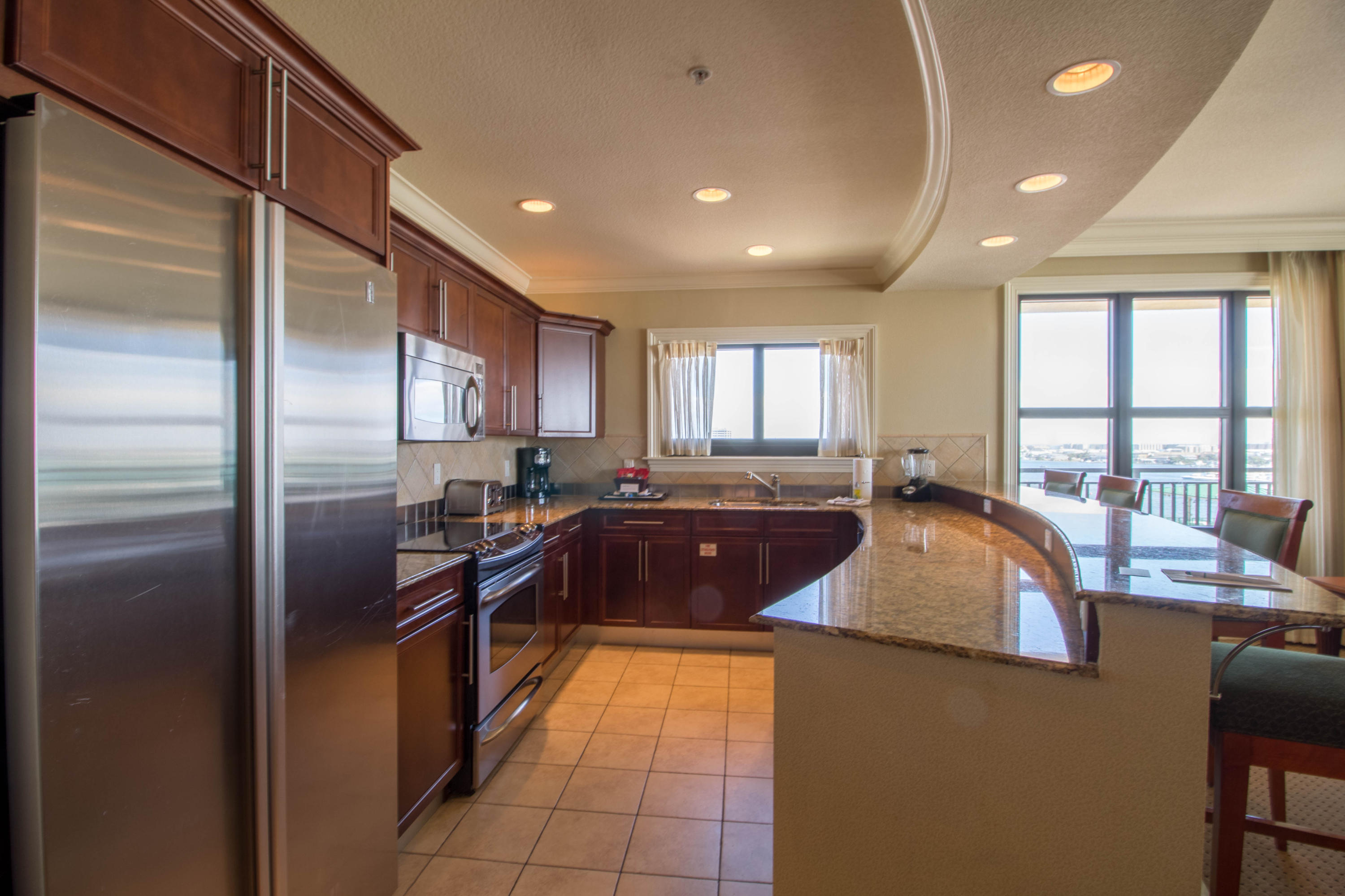 EMERALD GRANDE - Residential