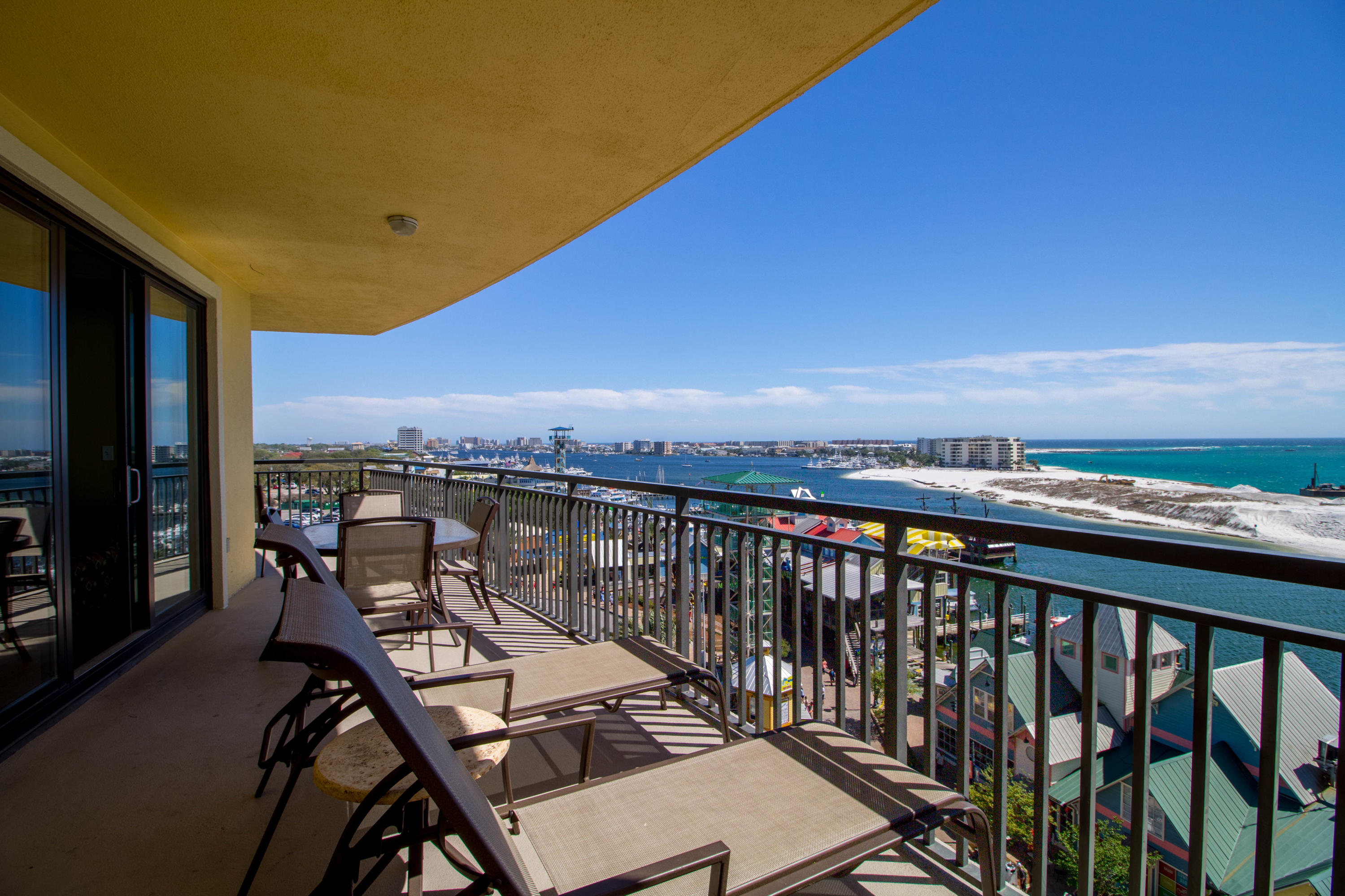 Fractional Ownership! 6 weeks of ownership each year! Share D for sale. Lowest priced 4 bedroom for sale! Enjoy renowned views overlooking Destin Harbor, East Pass, and the Gulf of Mexico from your expansive balcony. Owners of the luxury fractional shares at Emerald Grande experience a unique vacation lifestyle. Owners enjoy room service, onsite Spa and Fitness Center, garage parking, and much more. Fractional ownership allows you to purchase only what you use and removes the legwork of finding other buyers to partner with you and provides a hassle free ownership. At Emerald Grande, every imaginable activity awaits you, just steps from HarborWalk Village