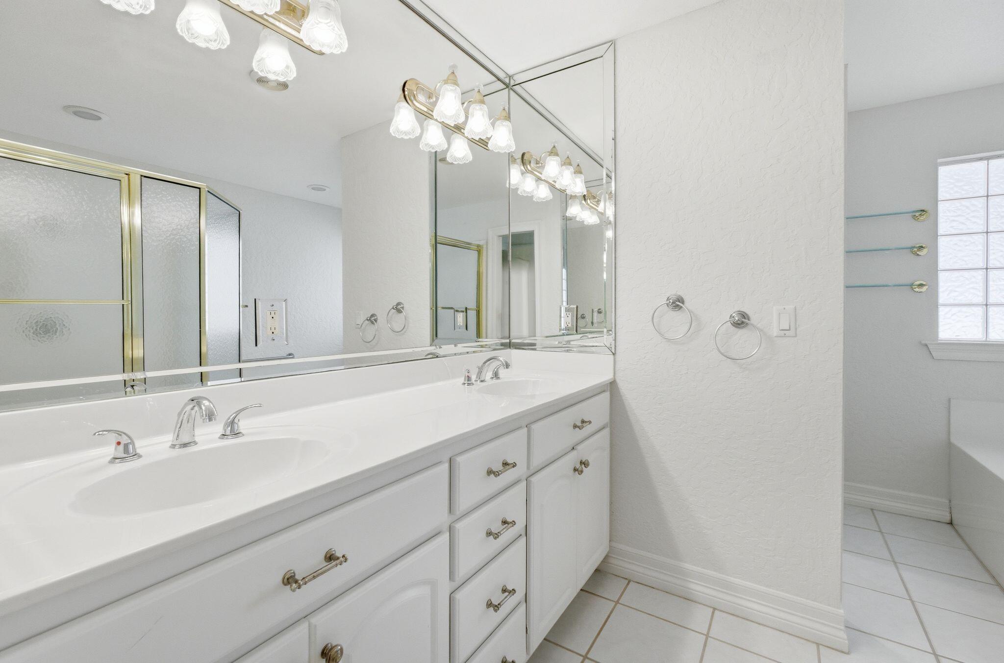 INDIAN BAYOU - Residential Lease