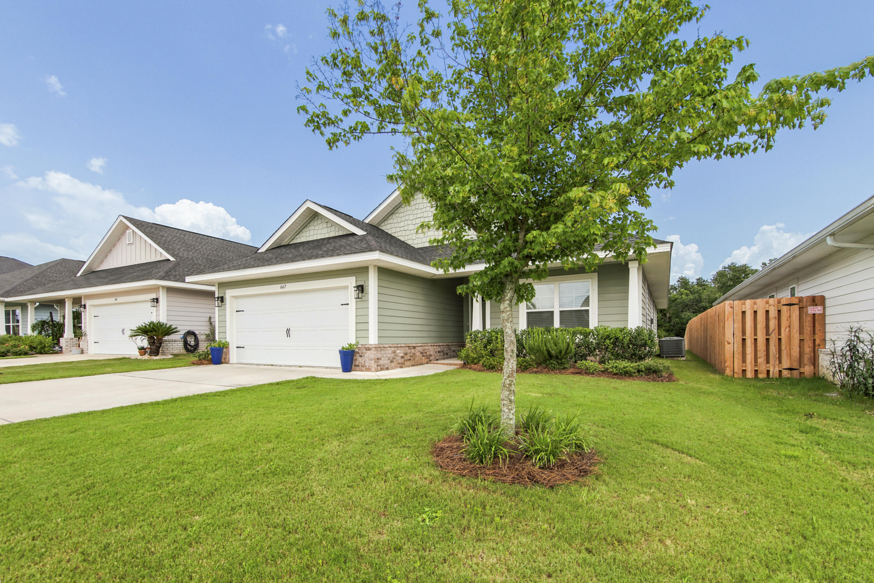 THE BLUFFS AT LAFAYETTE - Residential