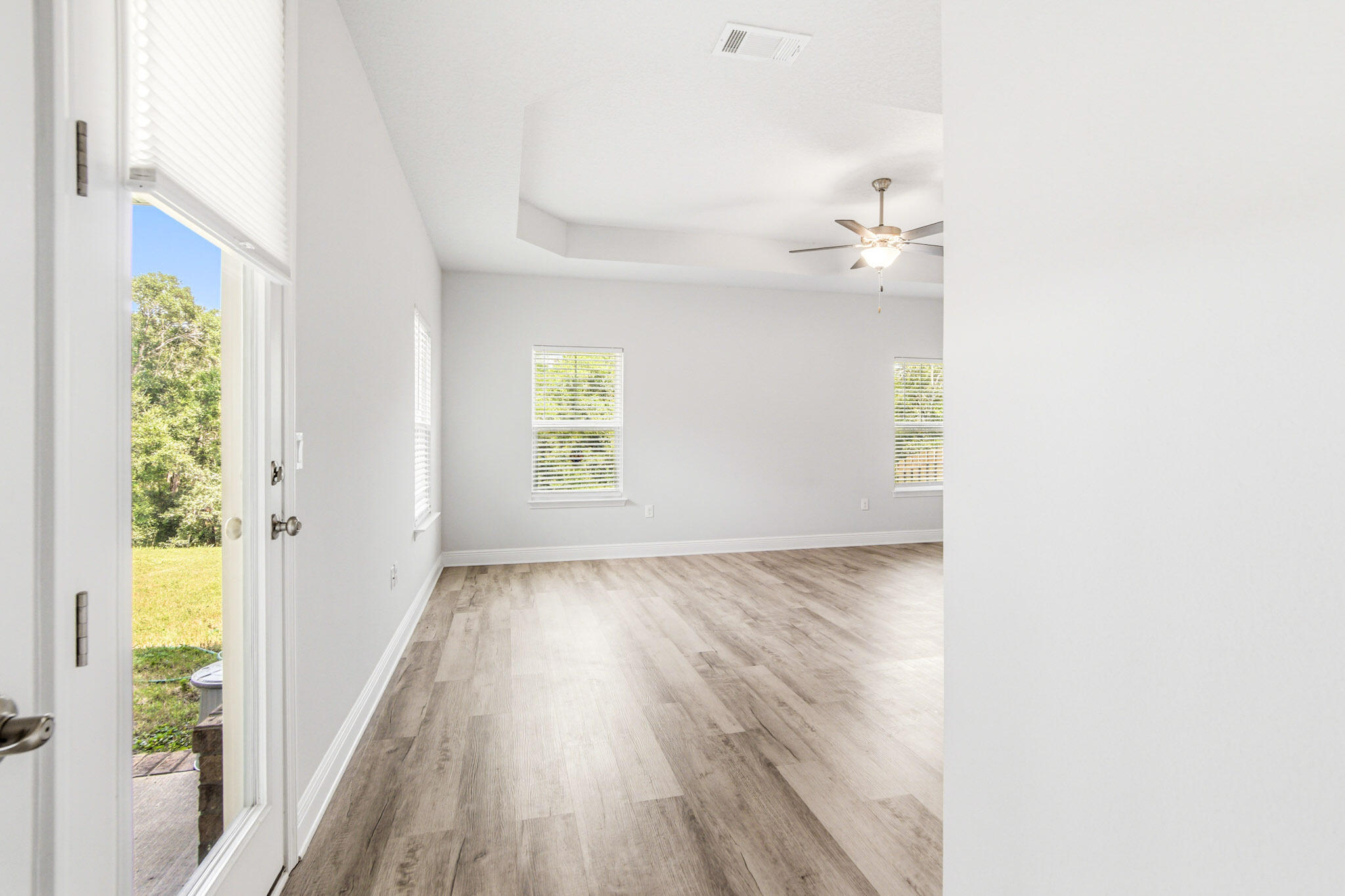 THE BLUFFS AT LAFAYETTE - Residential