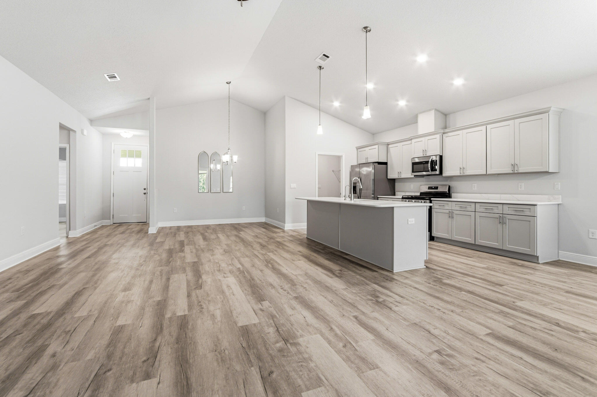 THE BLUFFS AT LAFAYETTE - Residential