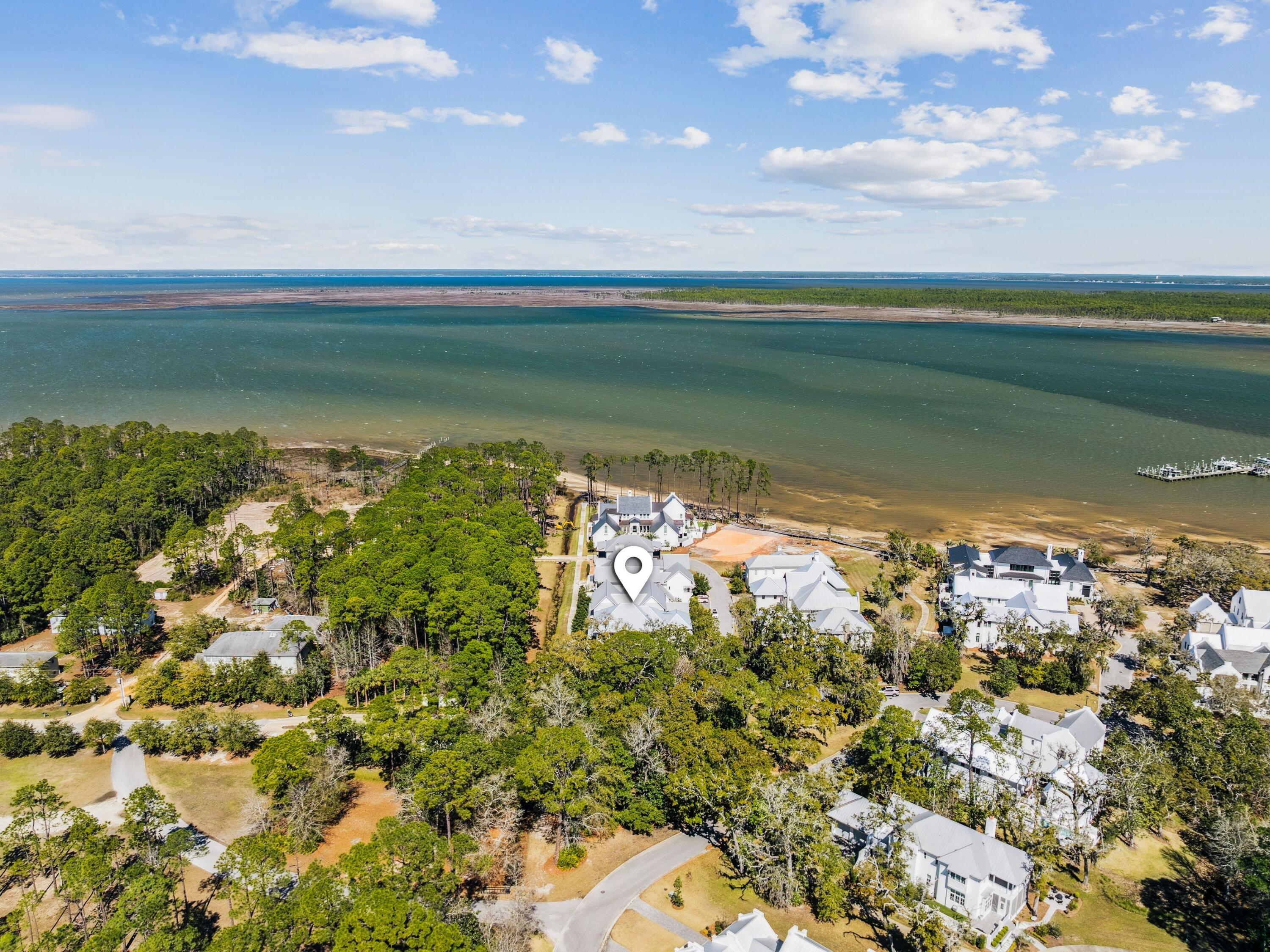 CHURCHILL OAKS - Residential