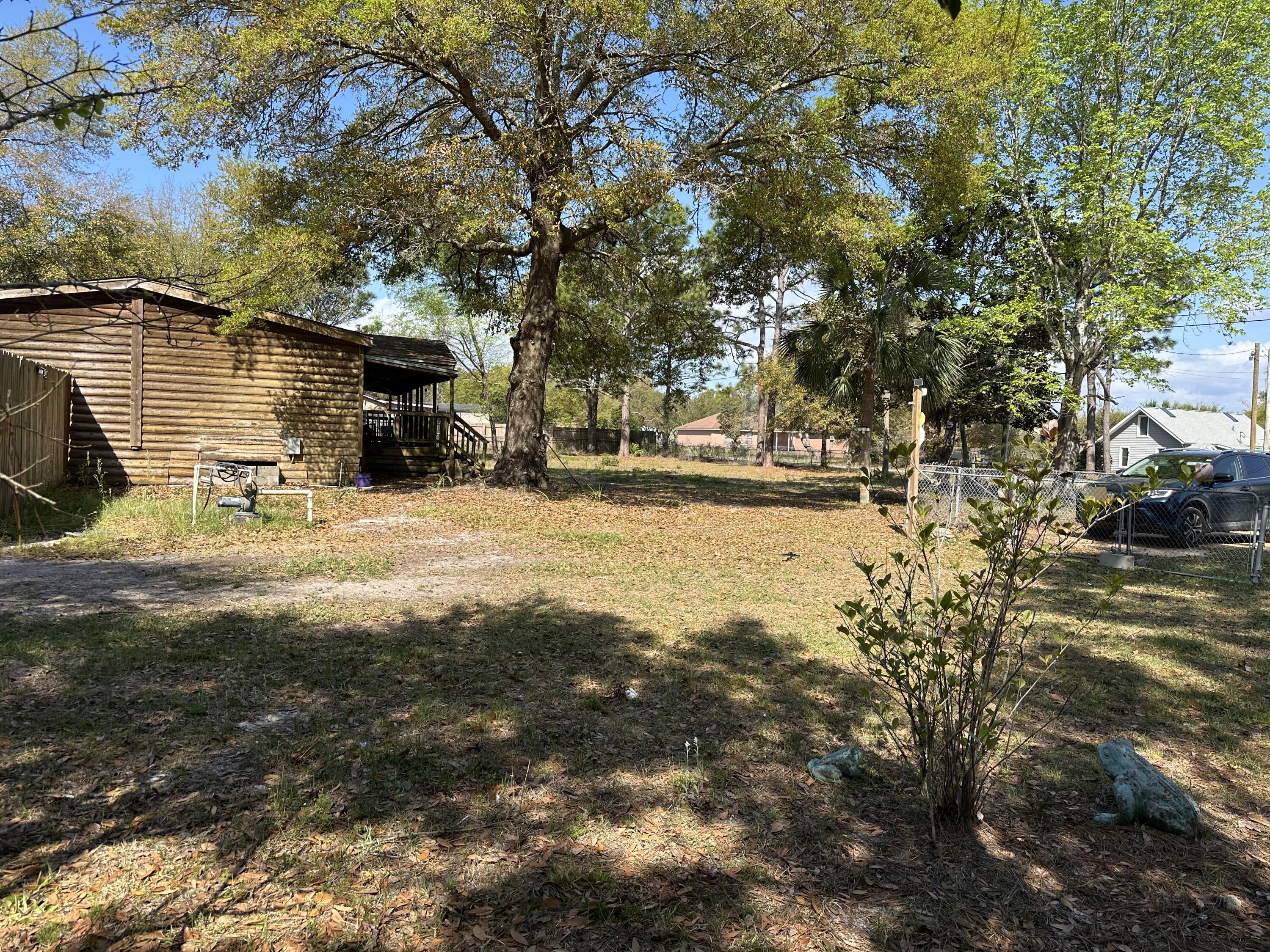 NAVARRE S/D 2ND ADDN - Residential