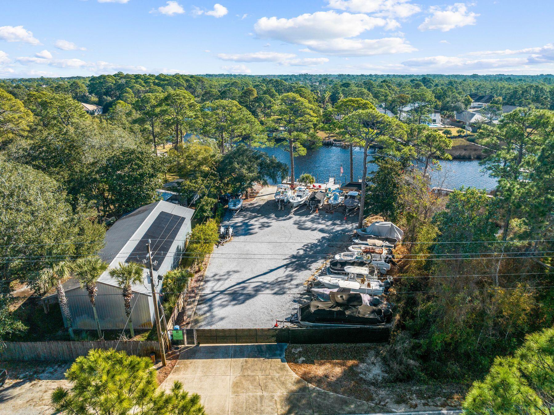 CARSON OAKS - Residential