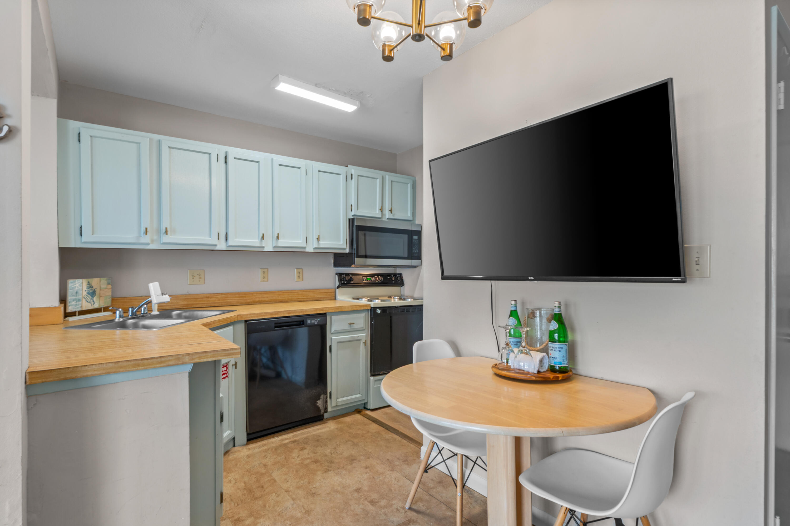 SANDPIPER COVE XV UNIT 8143 BLDG K - Residential