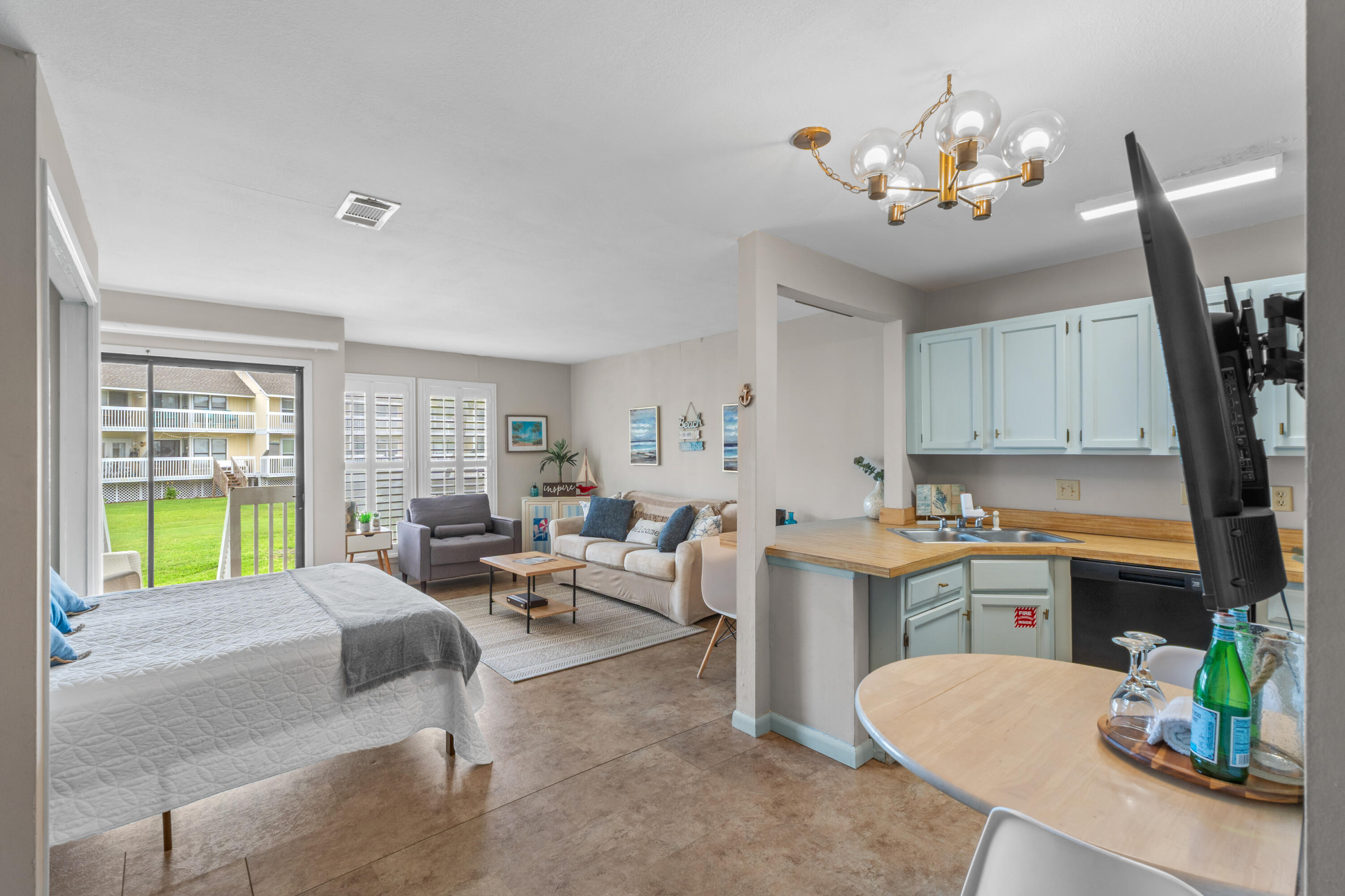 SANDPIPER COVE XV UNIT 8143 BLDG K - Residential
