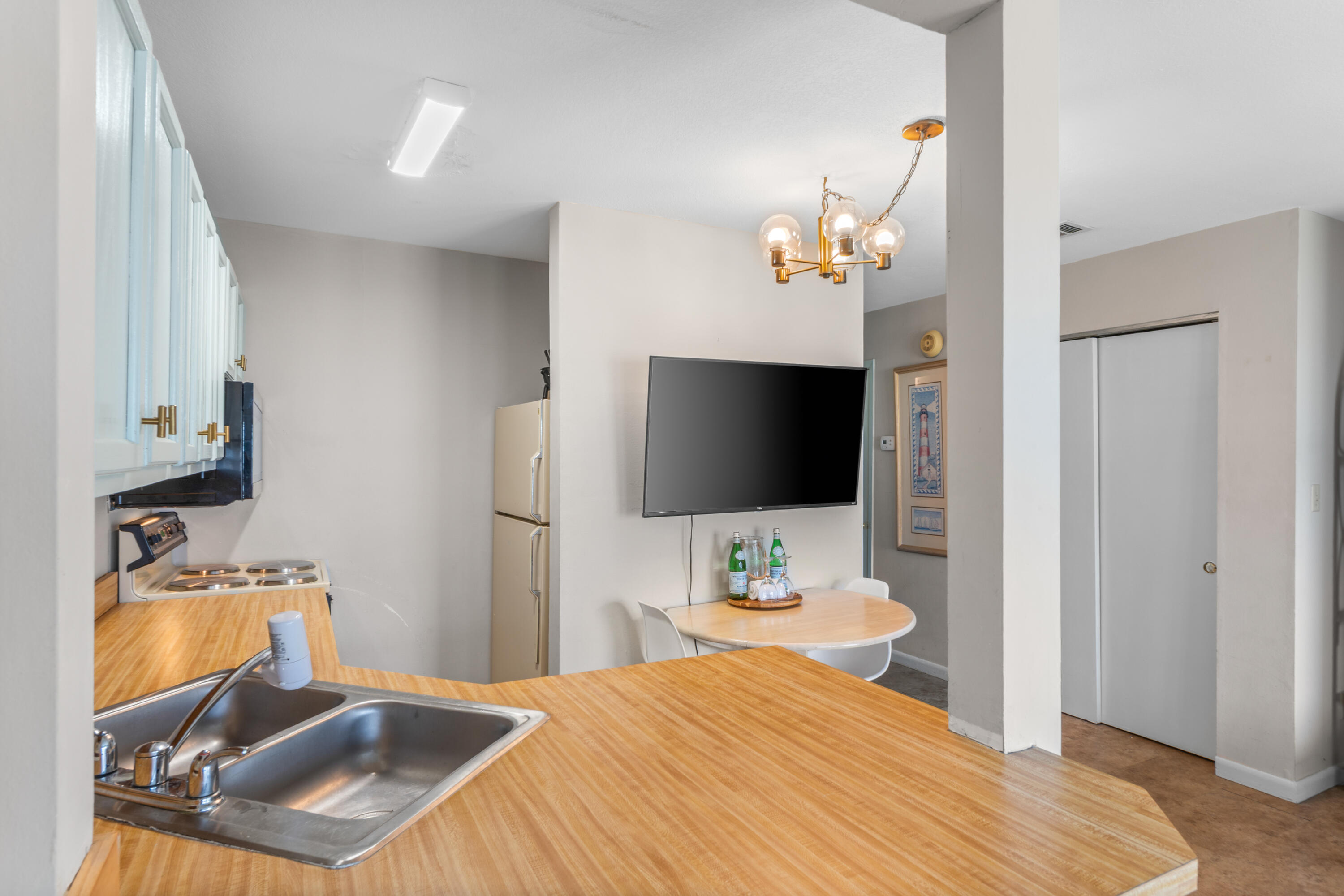 SANDPIPER COVE XV UNIT 8143 BLDG K - Residential