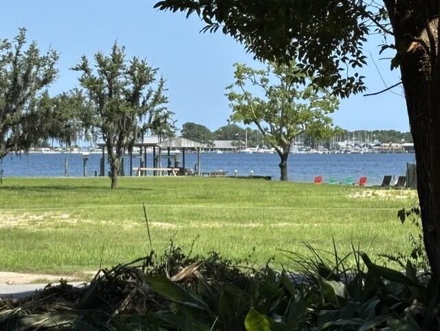 Garnier's Beach - Residential