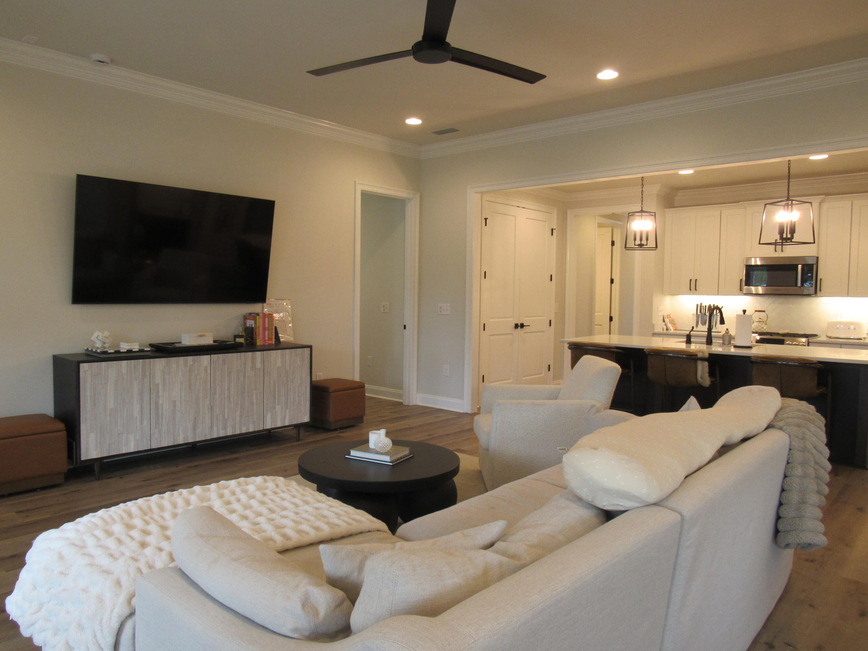 EAGLES LANDING S/D - Residential
