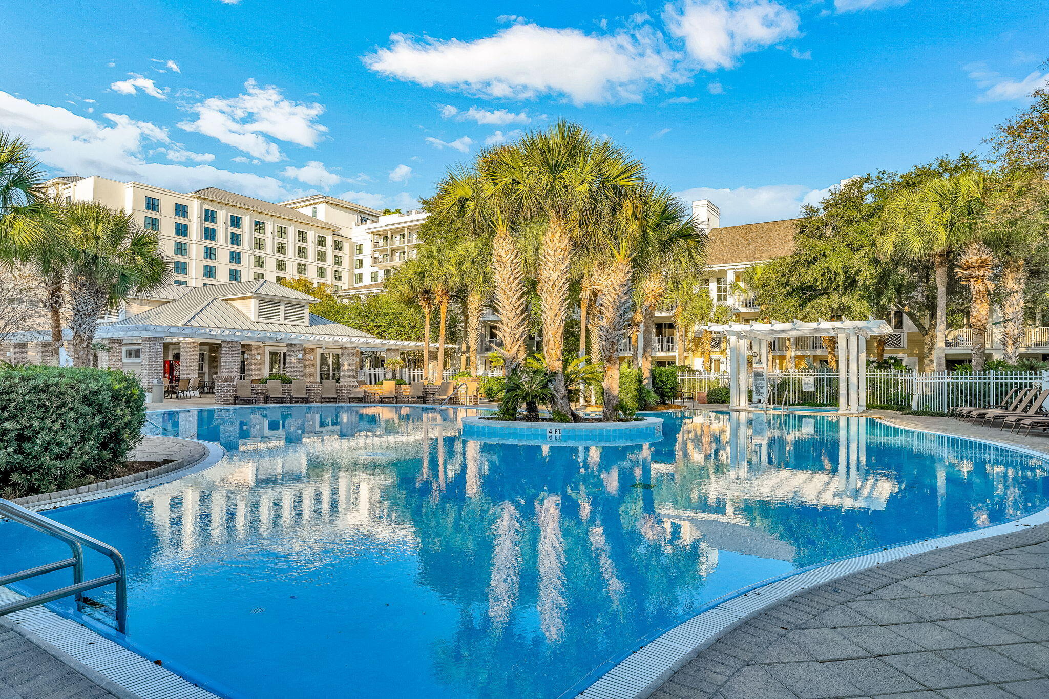 MARKET STREET INN - Residential