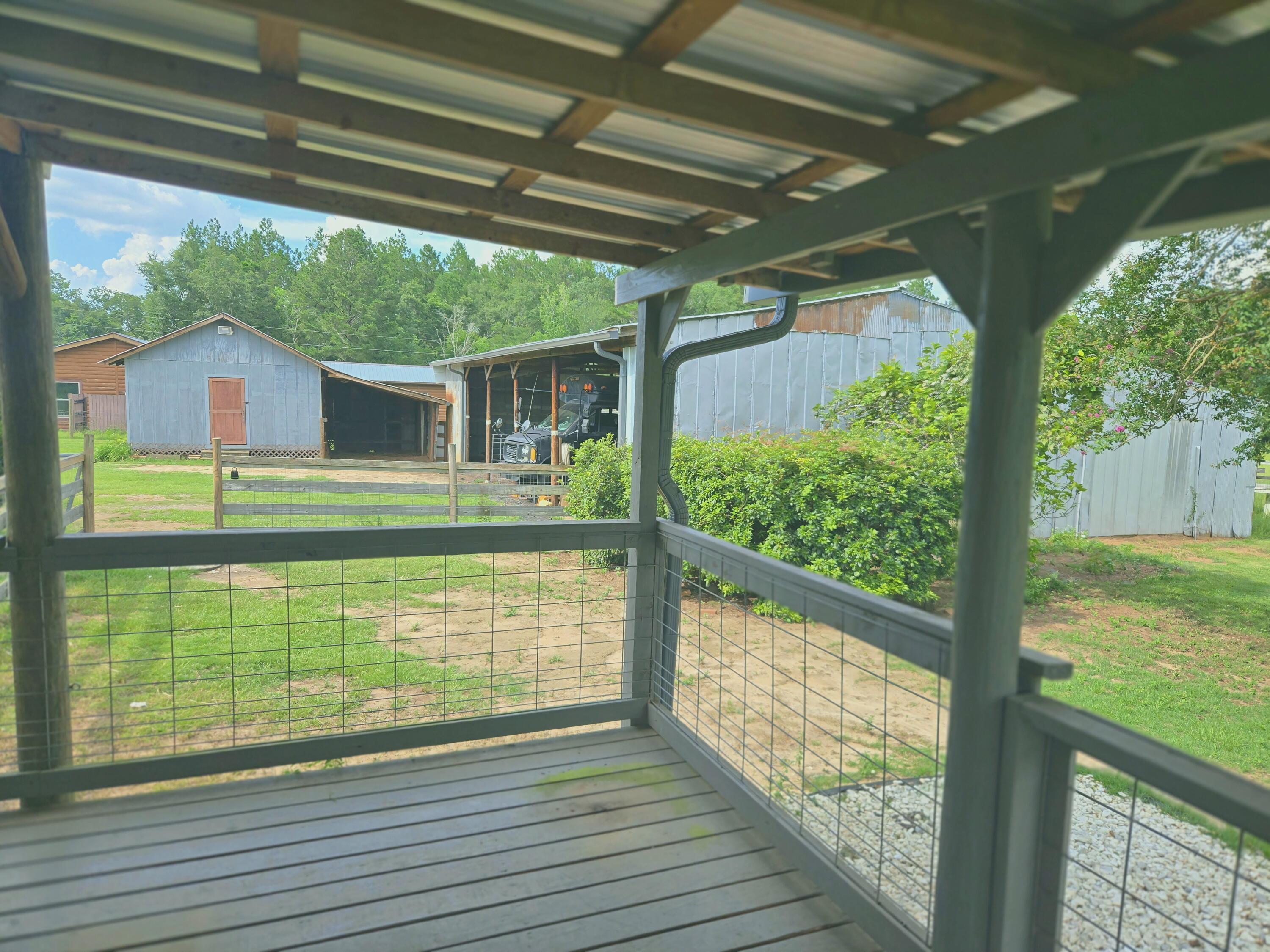 NO RECORDED SUBDIVISION - Residential Lease