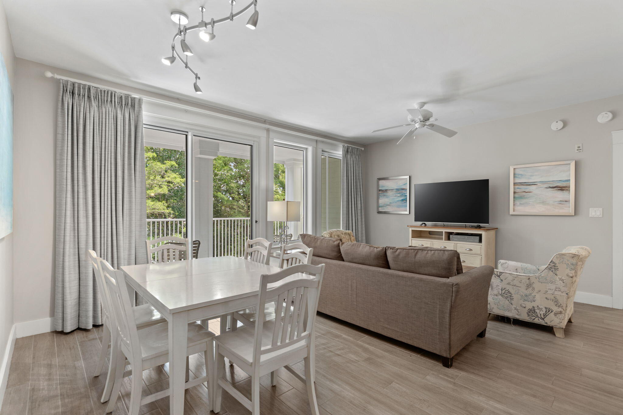 PILOT HOUSE - Residential