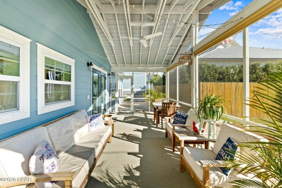 LAGUNA BEACH ESTATES 7TH ADDN - Residential