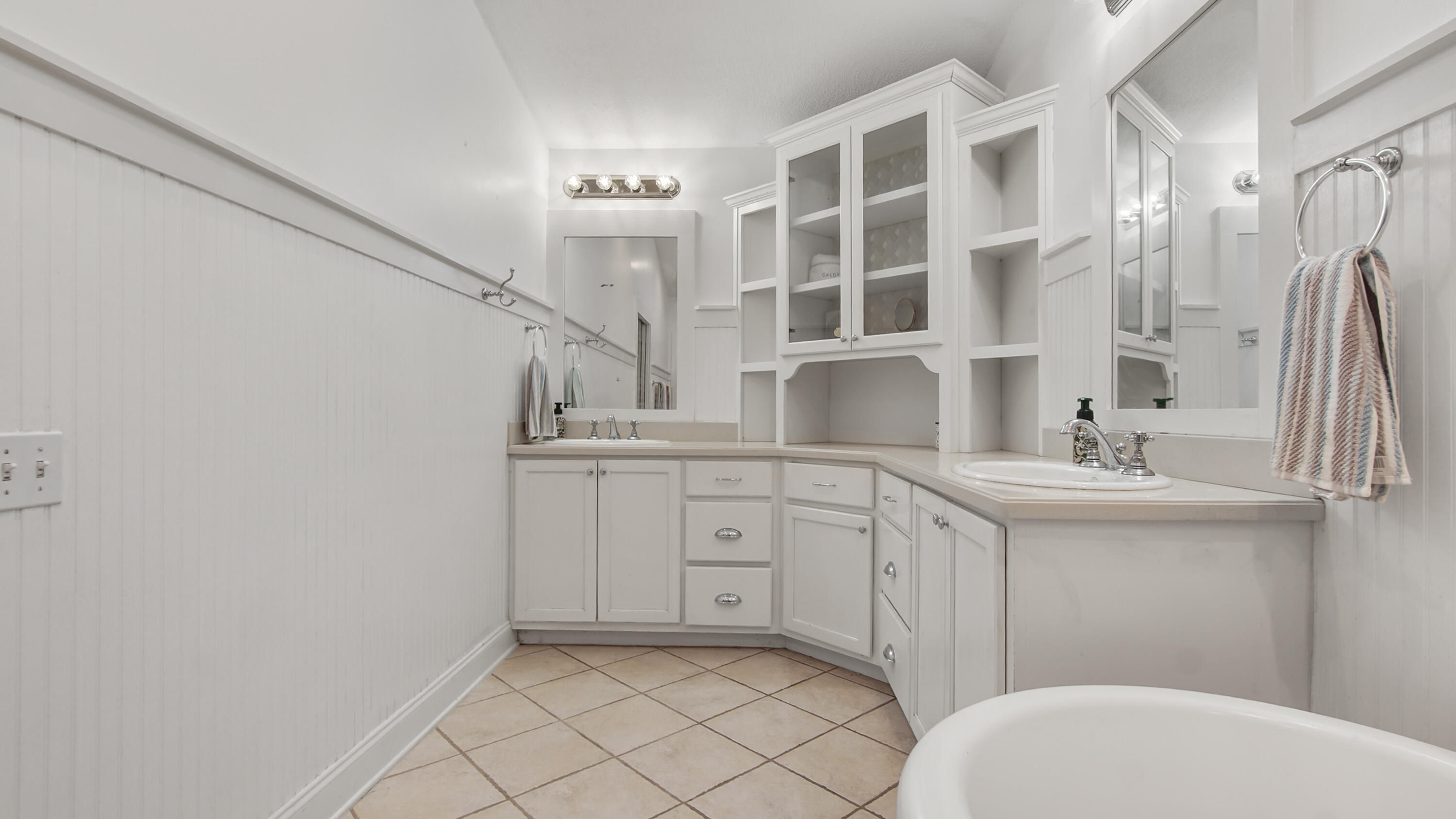 KINGS POINT UNIT 6 - Residential