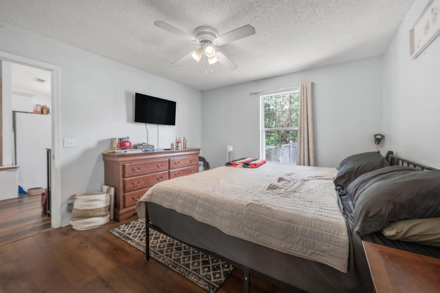 SKYLINE HEIGHTS - Residential Lease