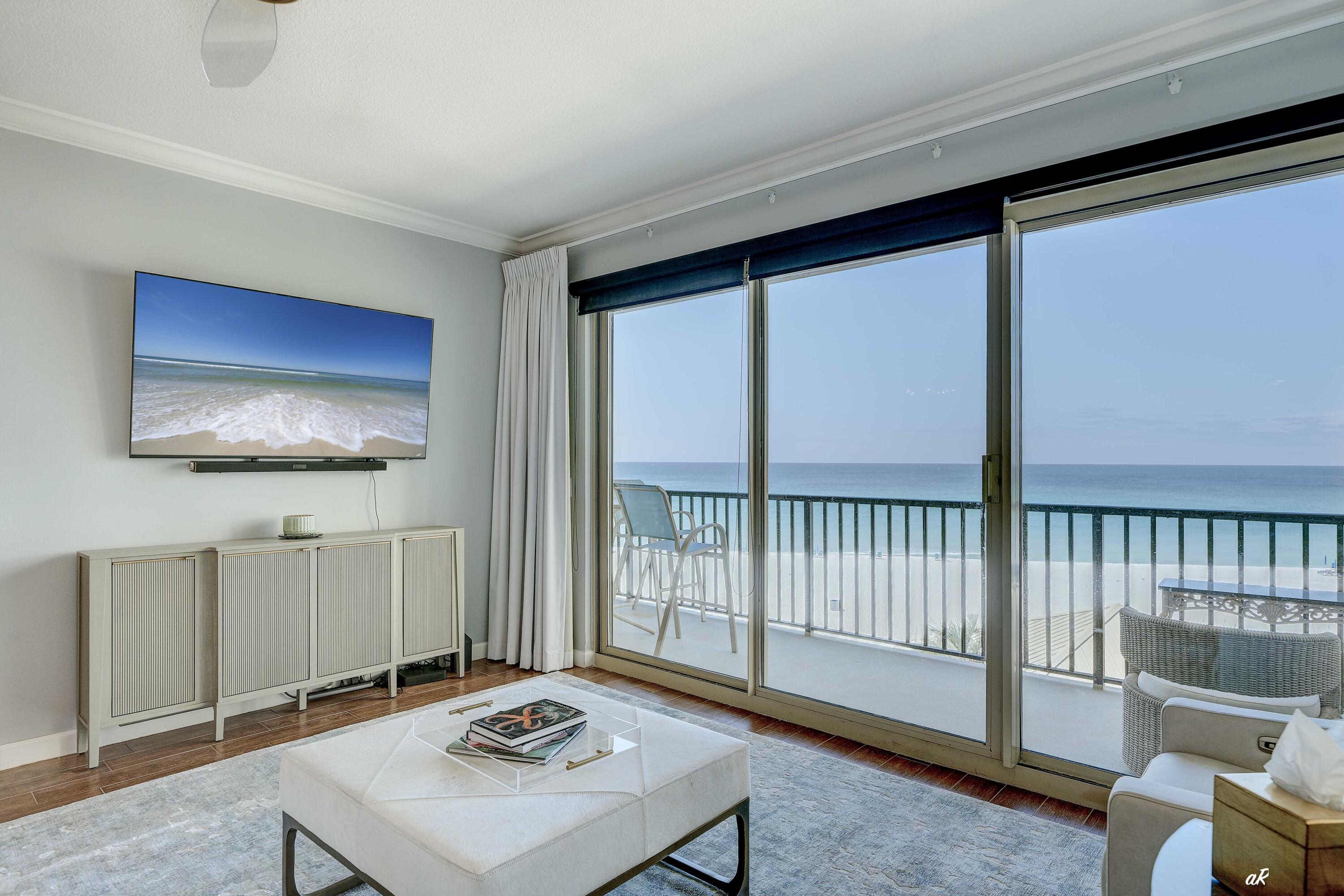 SUMMERWINDS CONDO - Residential