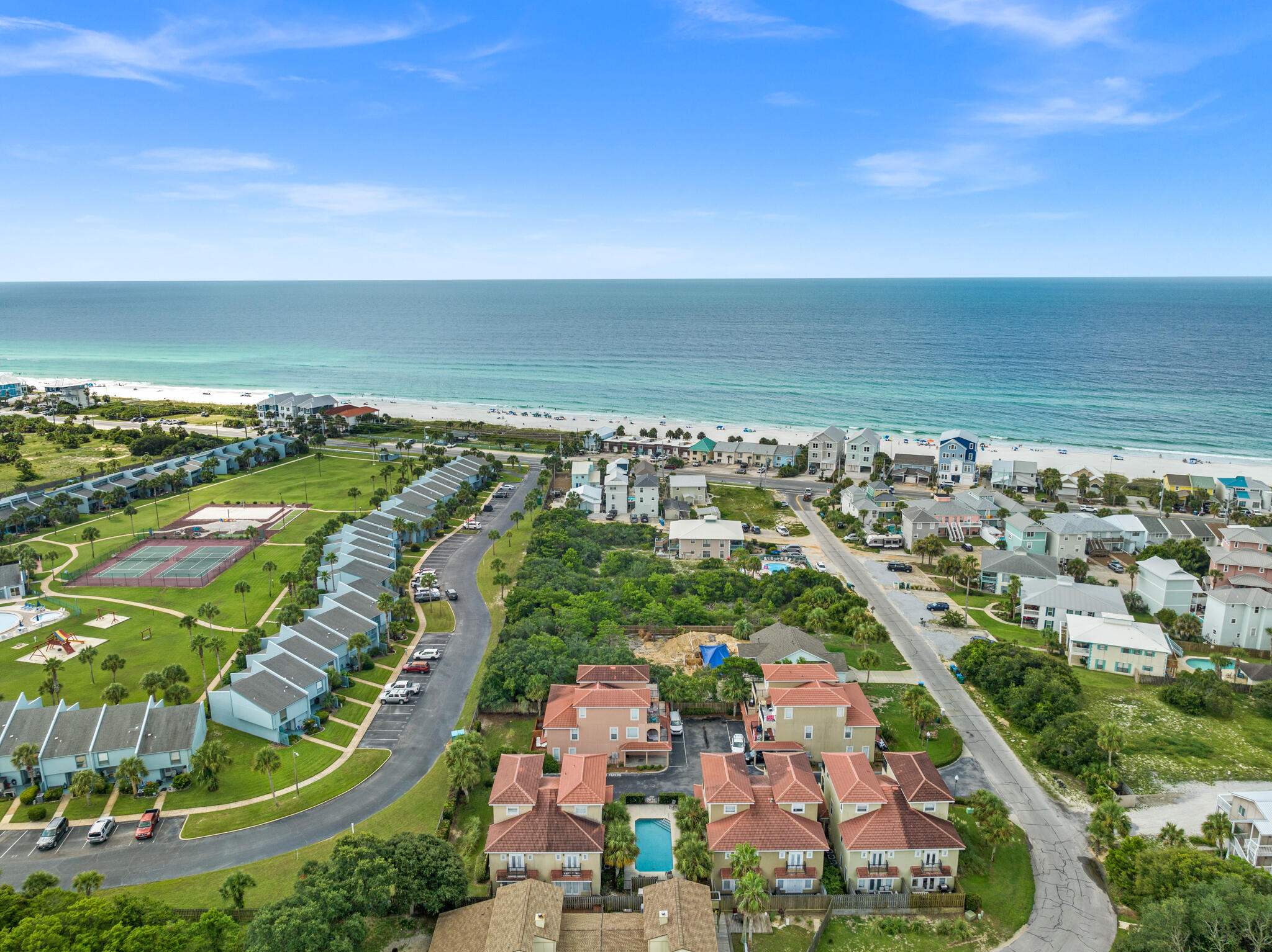 BELLA COSTA - Residential
