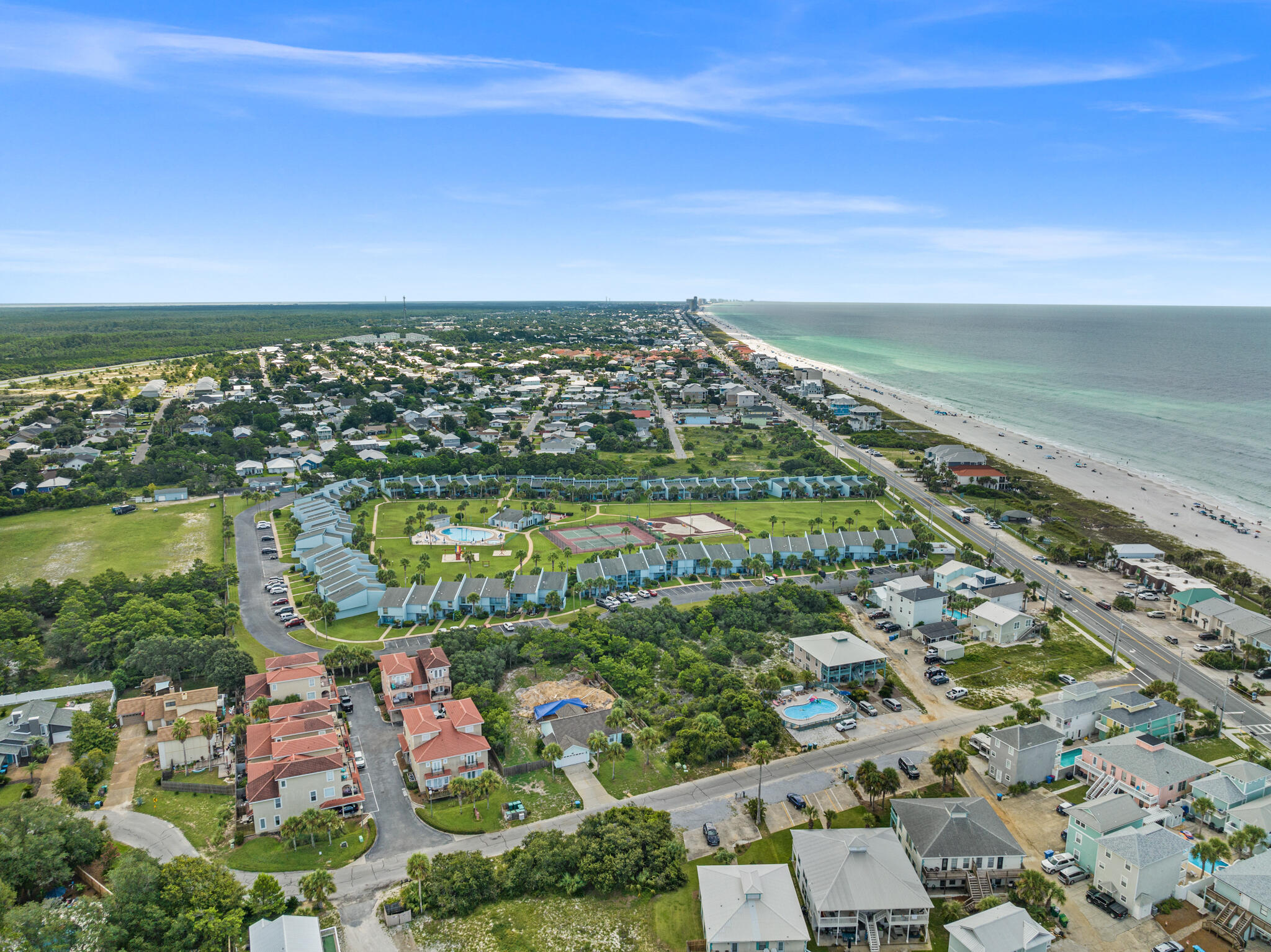 BELLA COSTA - Residential
